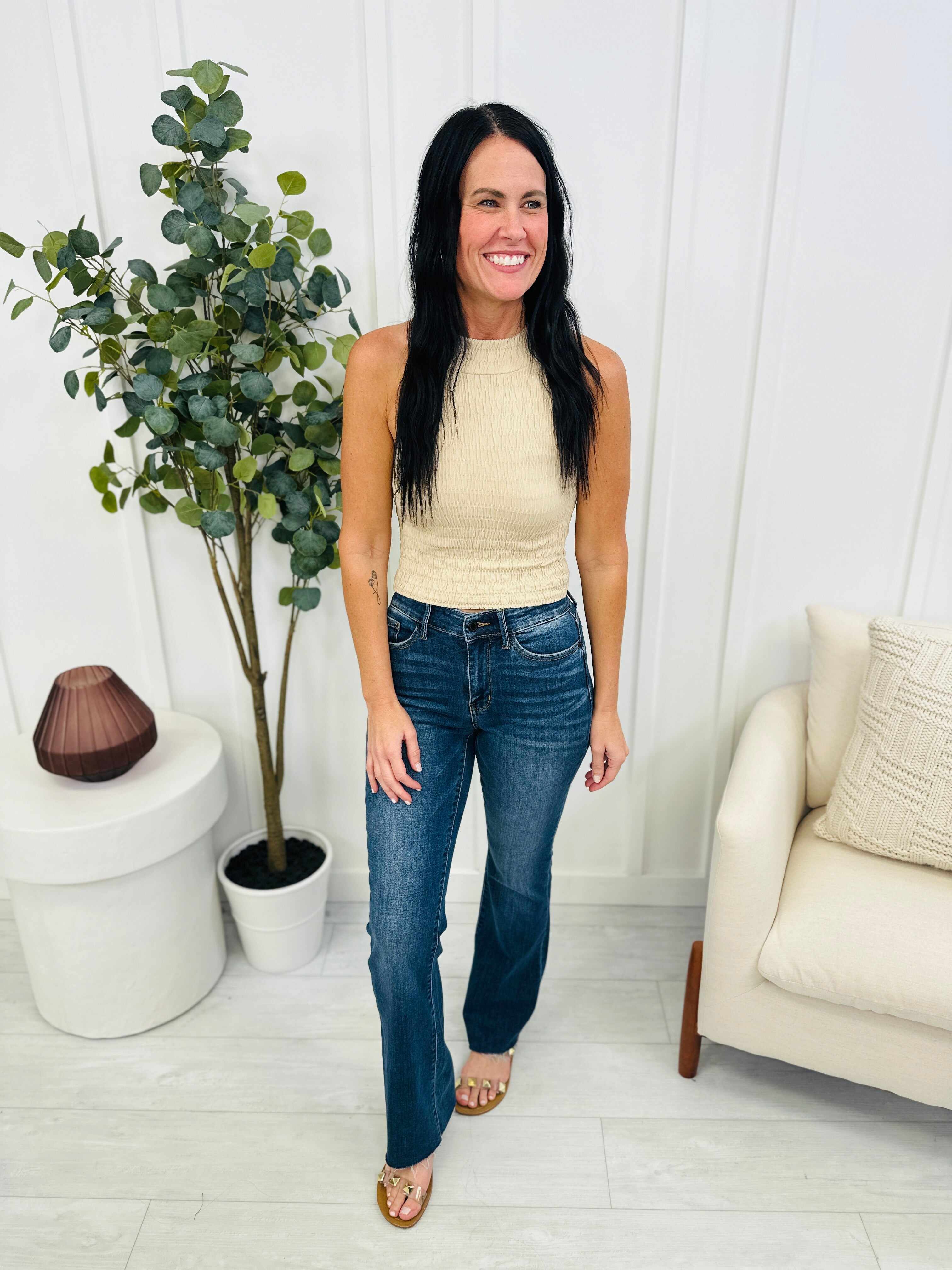 REG/CURVY Baby Got Bootcut Nondistressed Jeans