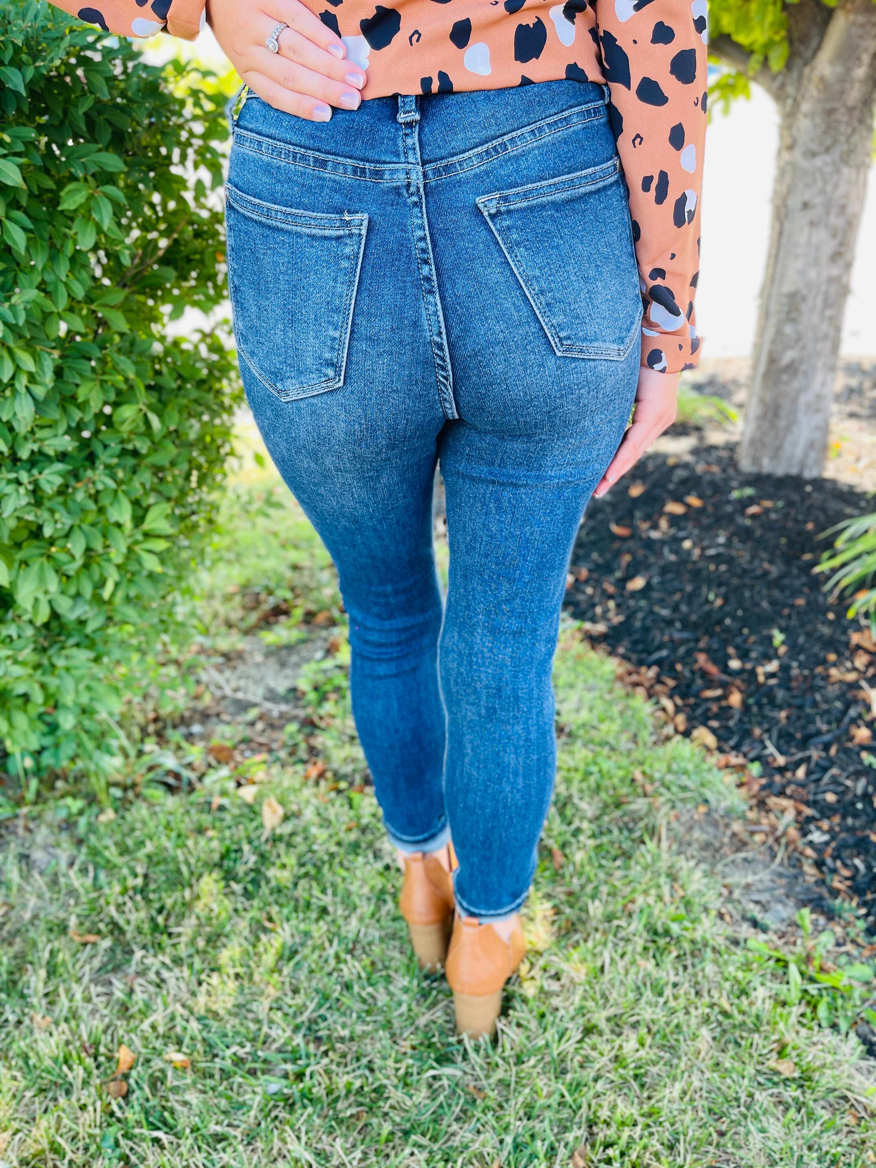 Plus/Reg Fall For You Front Yoke Skinny Jeans