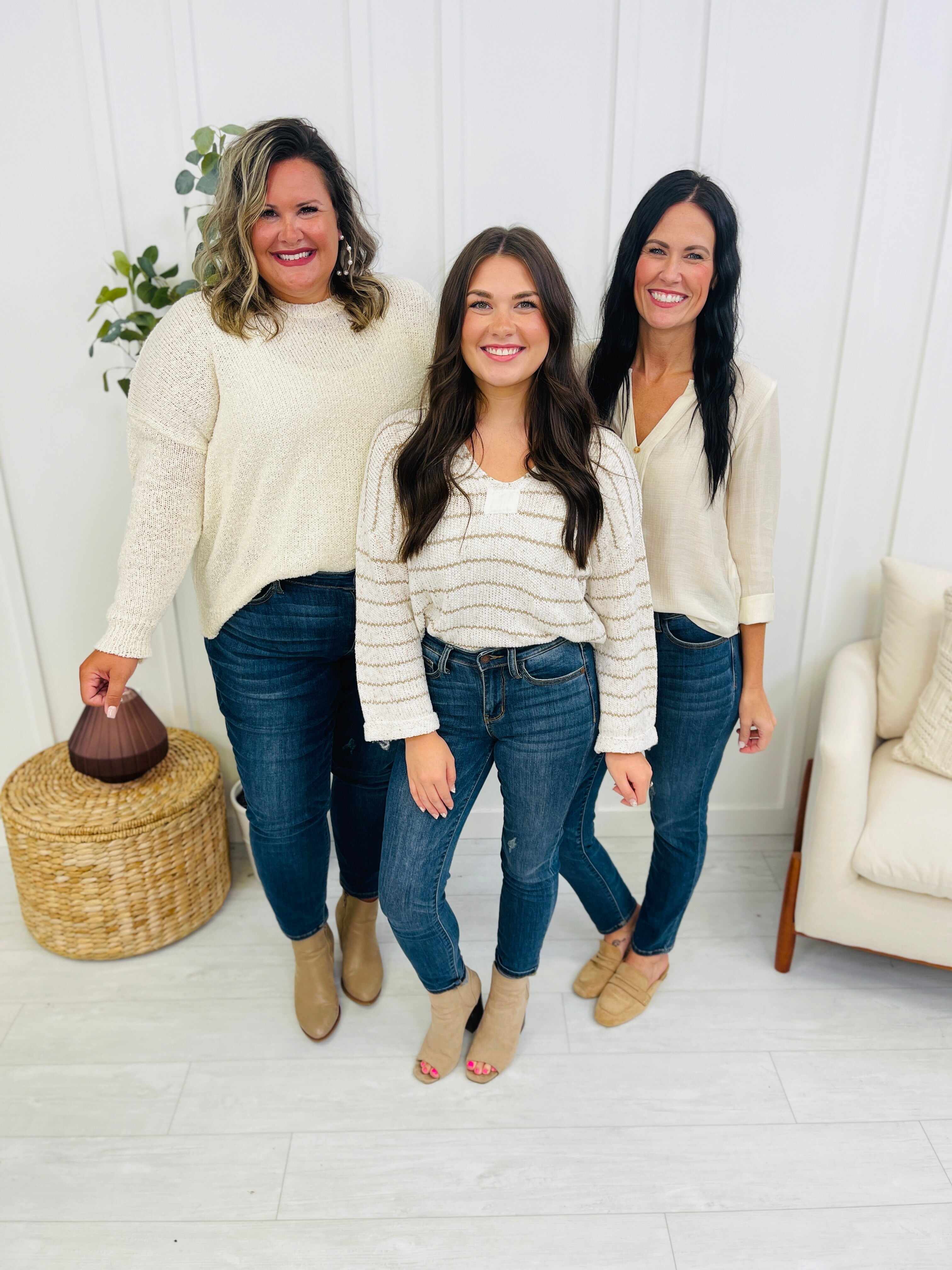 Mid Rise Plus/Reg Everyday Essential Relaxed Fit Jeans - Multiple Inseams!