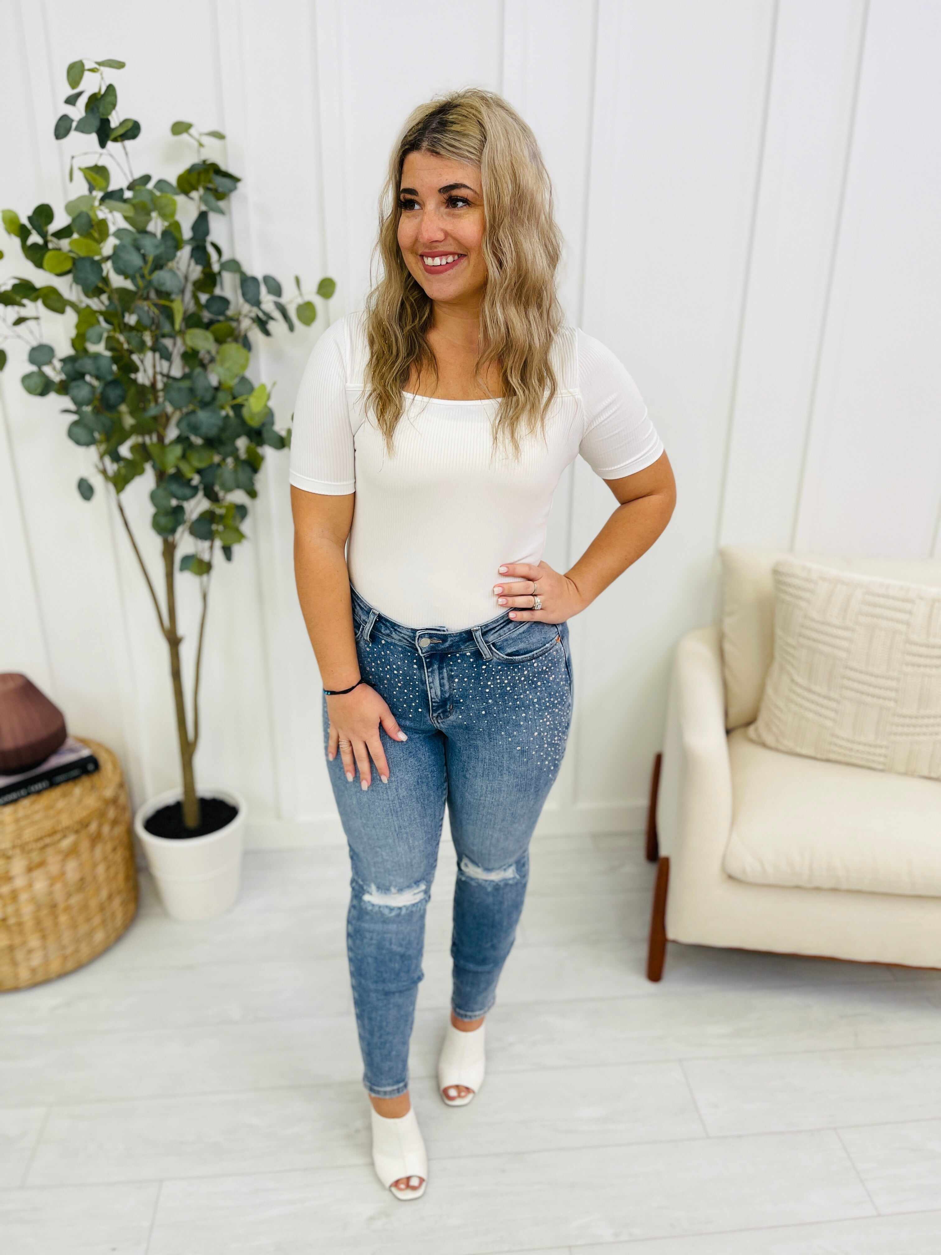 REG/CURVY Shine Bright Like a Diamond Rhinestone Straight Jeans
