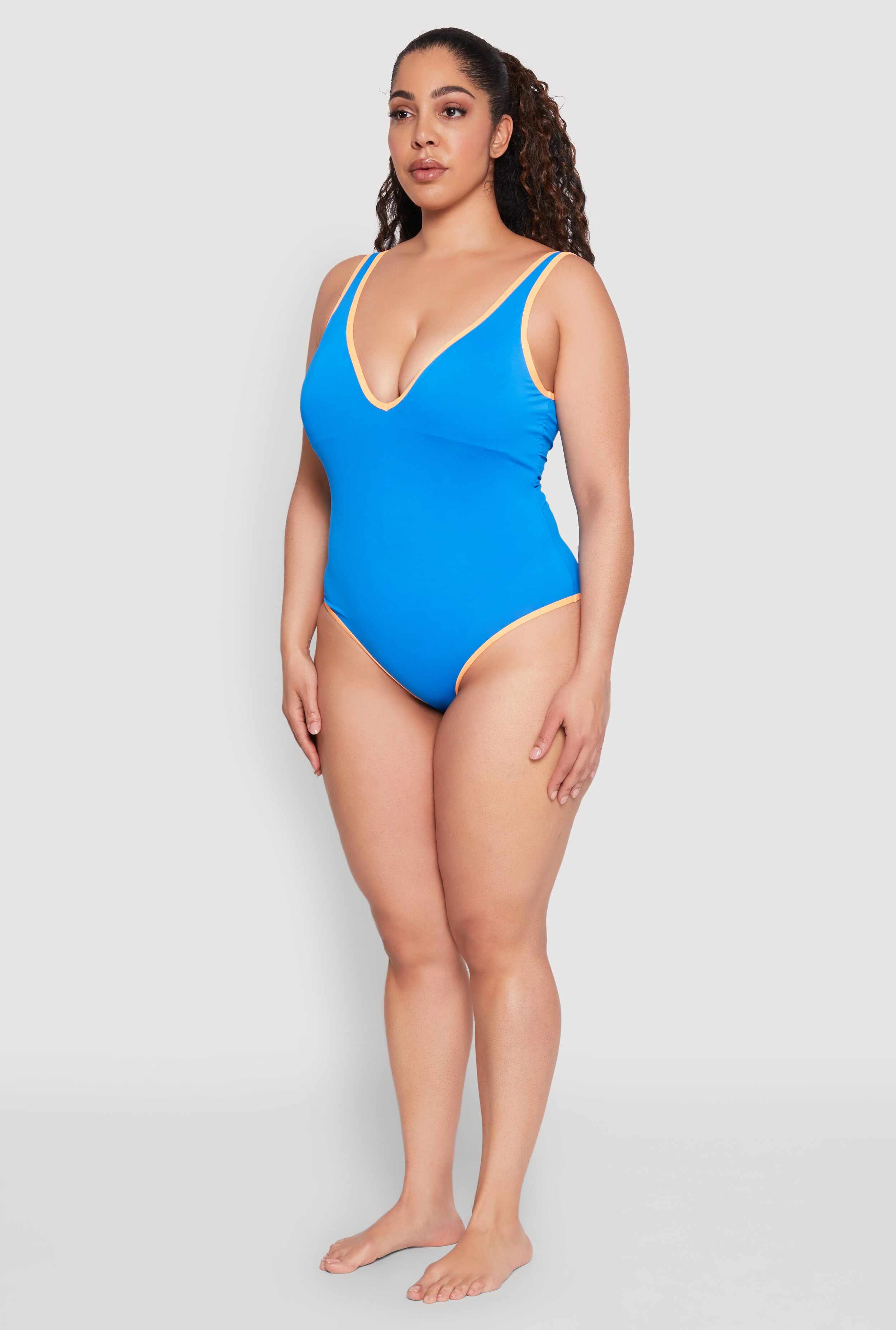 Plus Size Plunge Contrast Trim Swimsuit