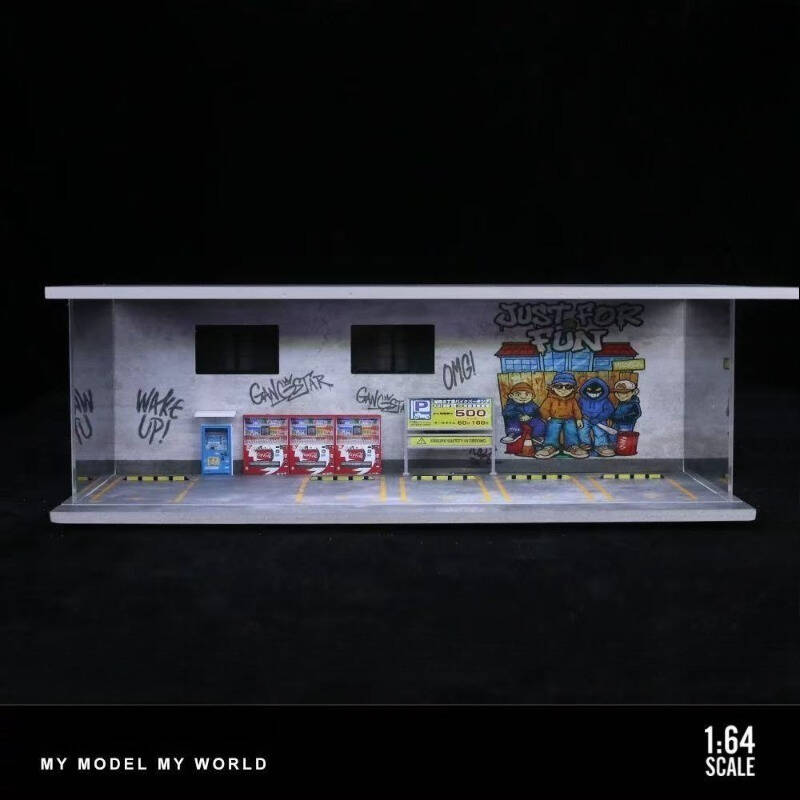 1:64 Scale Urban Graffiti Parking Diorama Display Case – Street Style Scene for Diecast Cars