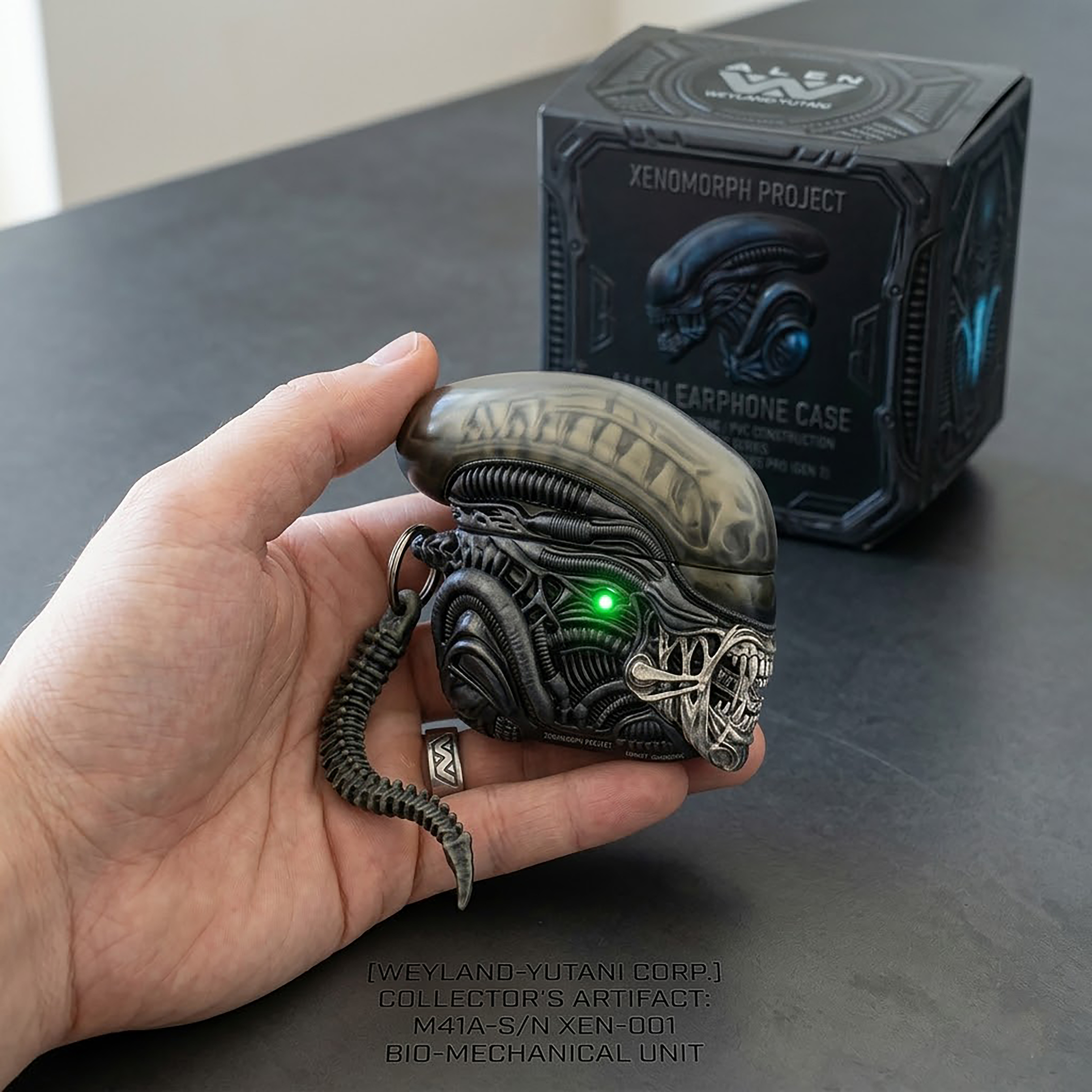 👽Alien AirPods Earphone Case