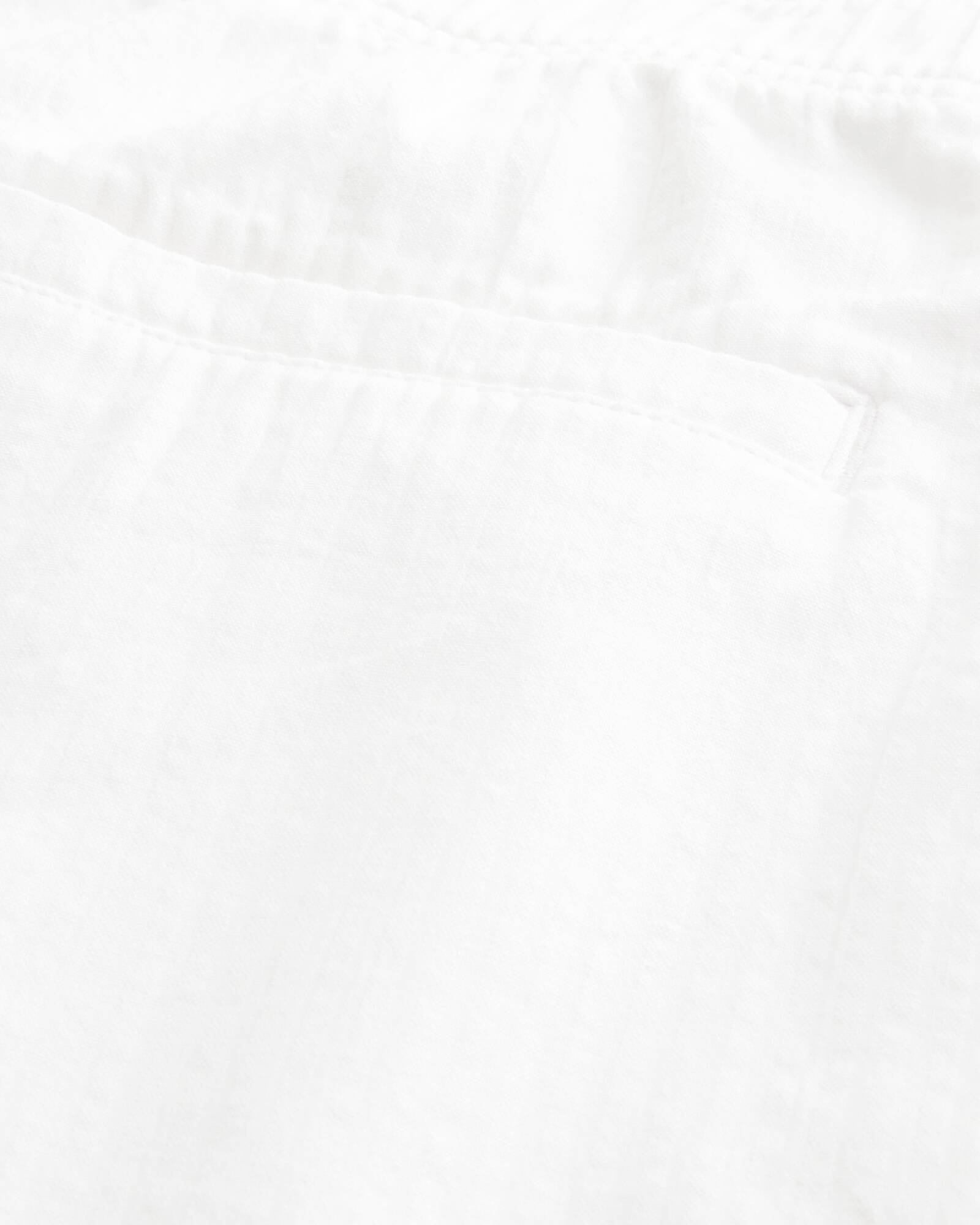 Mid-Thigh Linen-Blend Pull-On Shorts