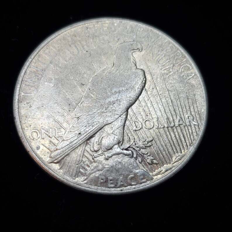 1926 S  Peace Dollar - XF+ / AU -  Reg 69  Key Date lot#  800
