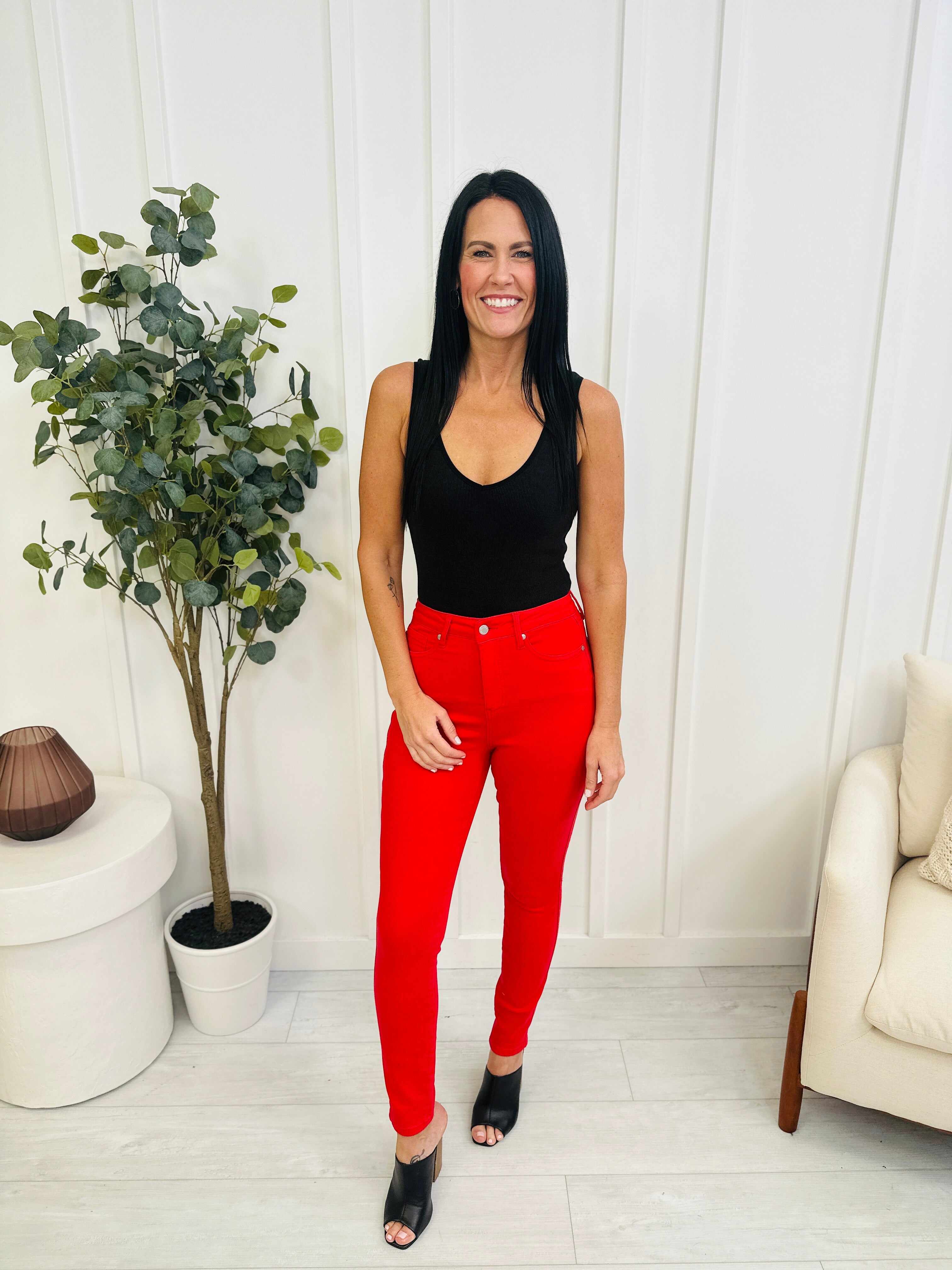 REG/CURVY Red Hot Tummy Control Skinny Jeans