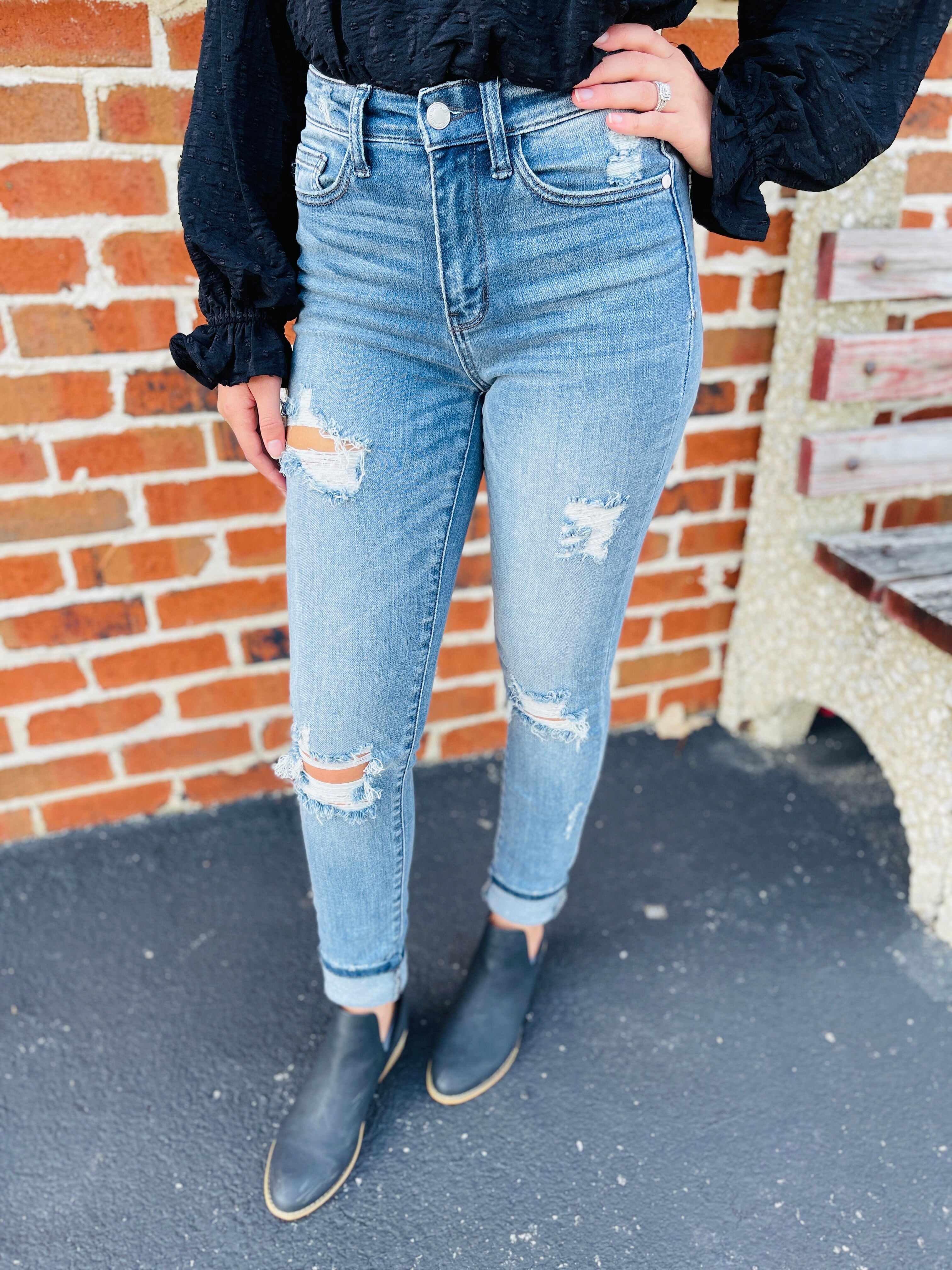 Plus/Reg Stand Tall 34 Inch Inseam Skinny Jeans