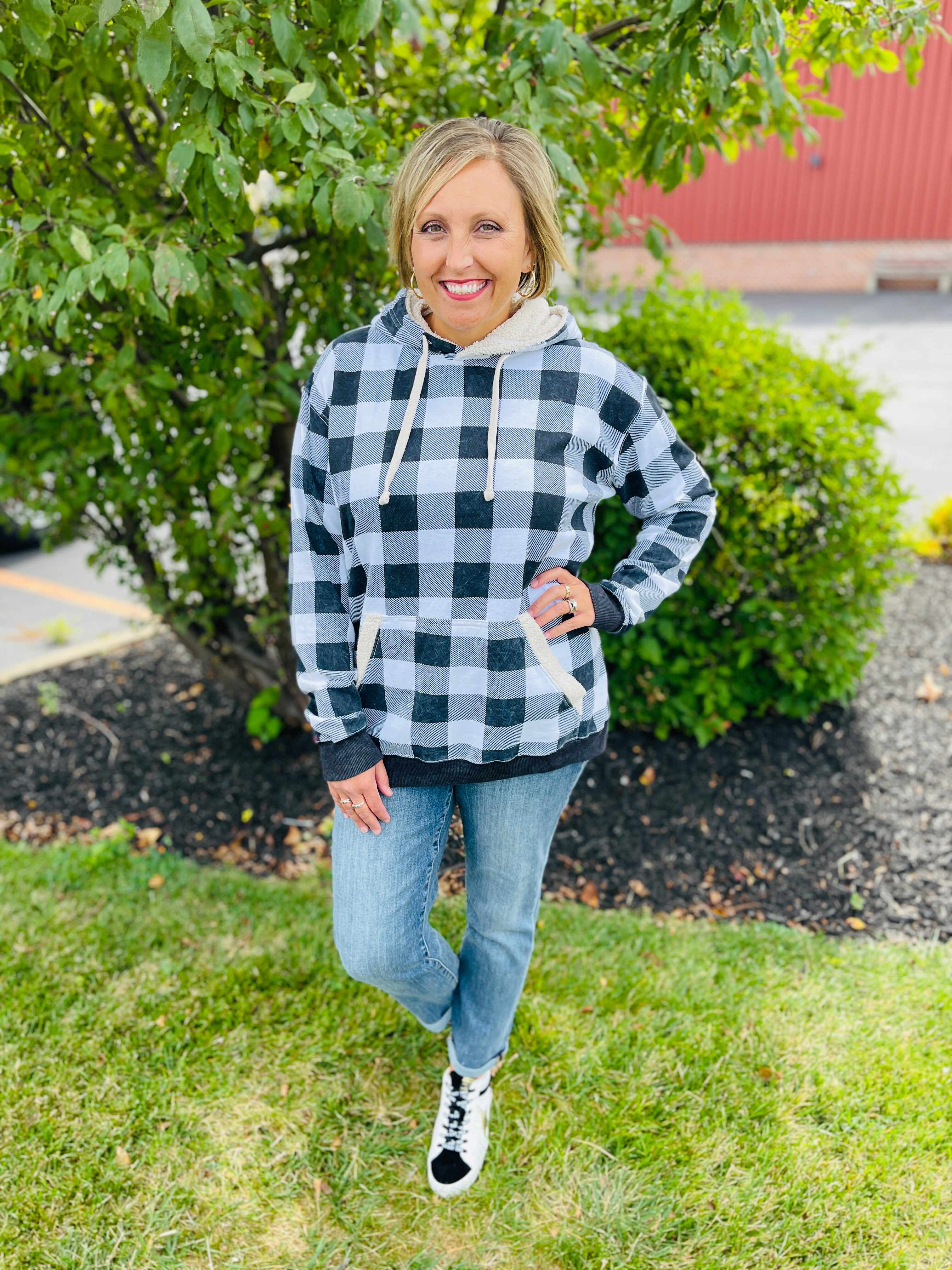 RESTOCK! PLUS/REG Bleach Vibes Nondistressed Bleach Splatter Boyfriend Jeans