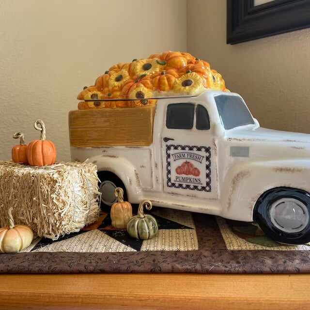 🎃Hand Made Ceramic Mini Miniature Pumpkin