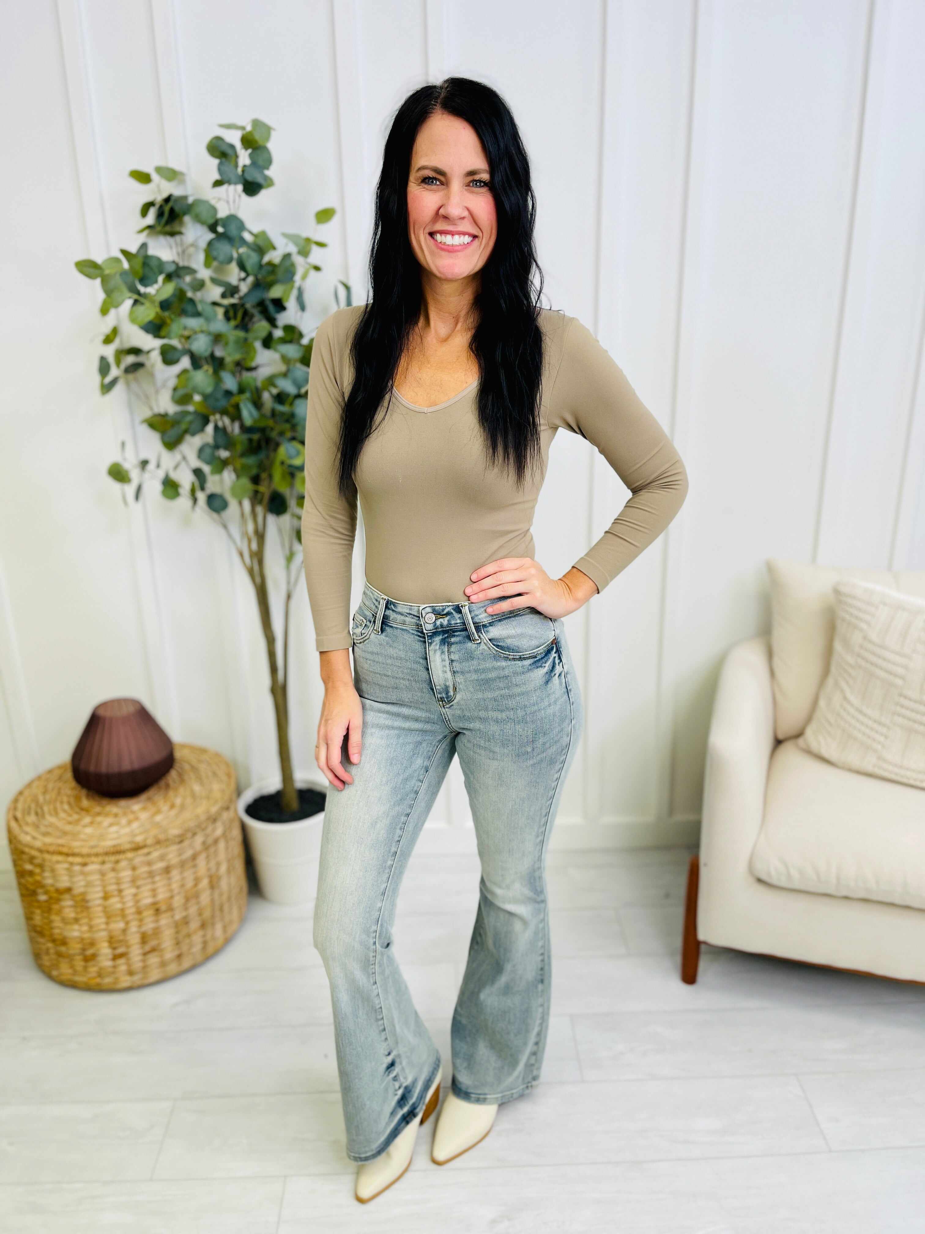 RESTOCK! REG/CURVY Major Crush Tinted Flare Jeans