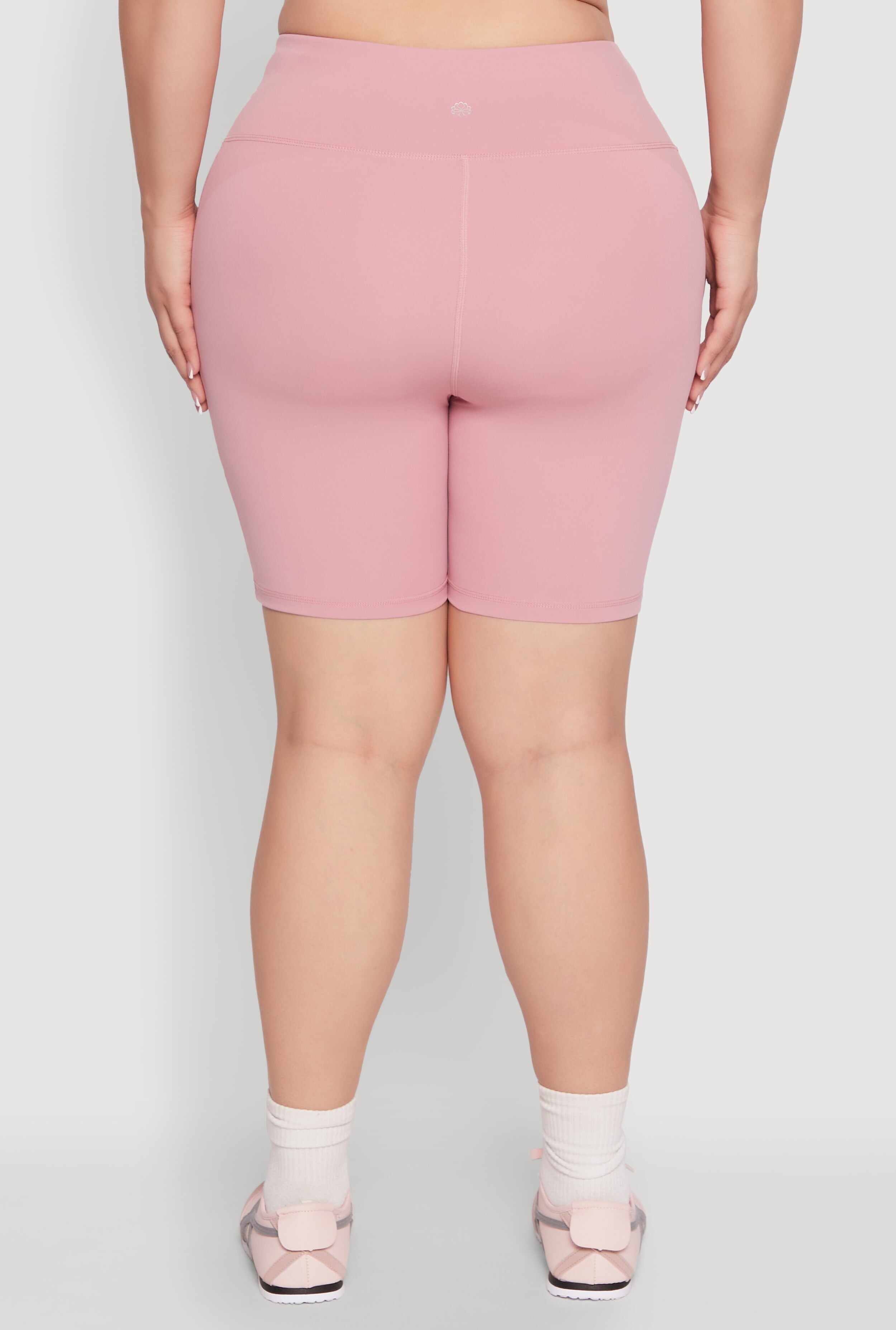 Plus Size Cell Phone Pocket Snatched Bike Shorts