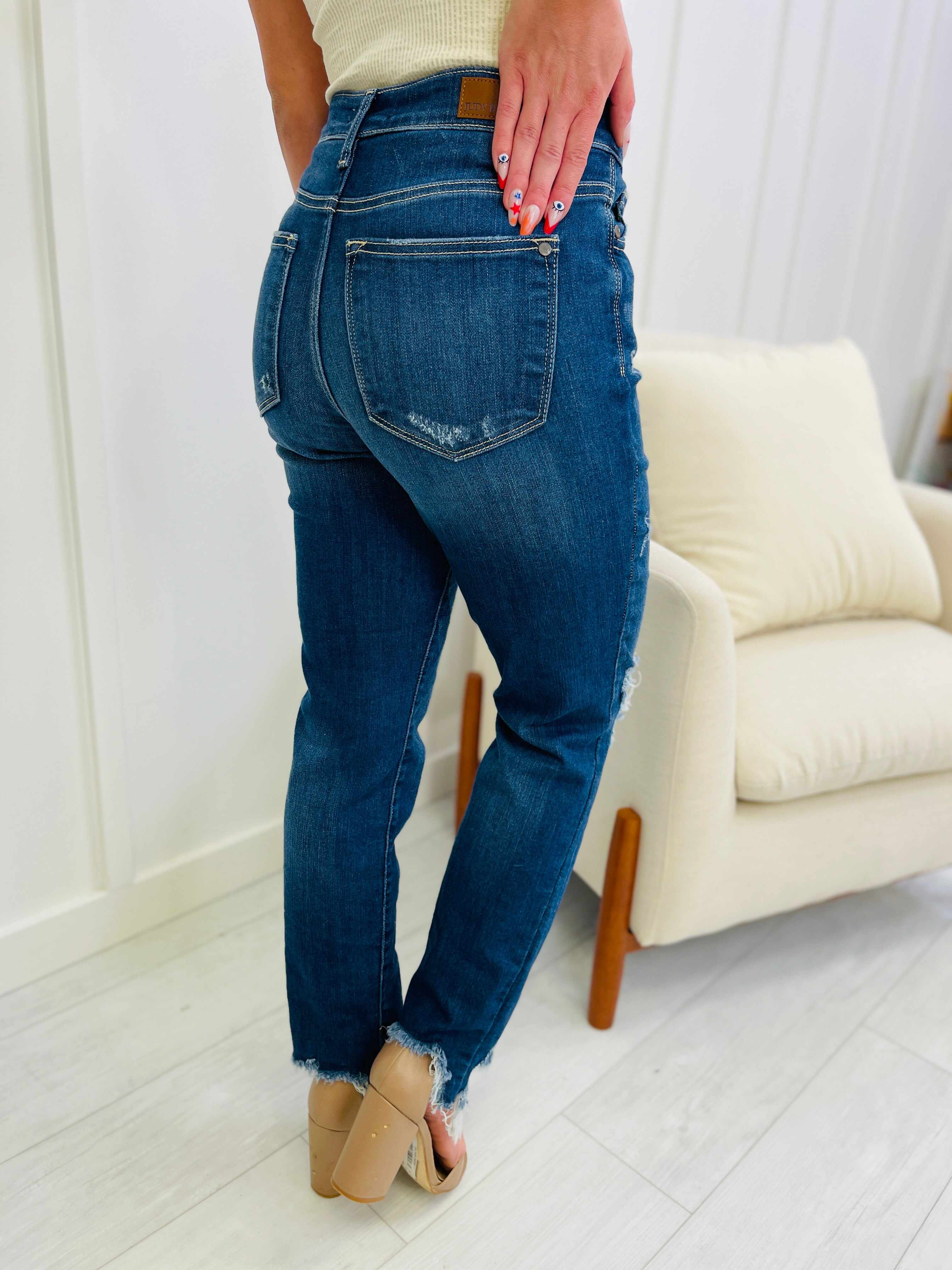 REG/CURVY New Obsession Slim Fit Jeans