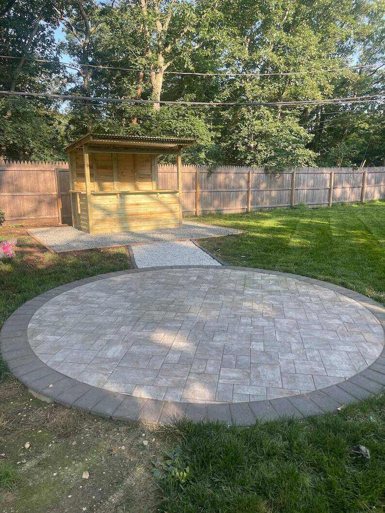 Bars To Yards US outdoor bar, patio, poolside bar, backyard fun, beer, alcohol games, sports bar, summer, family bonding, tavern, summer fun