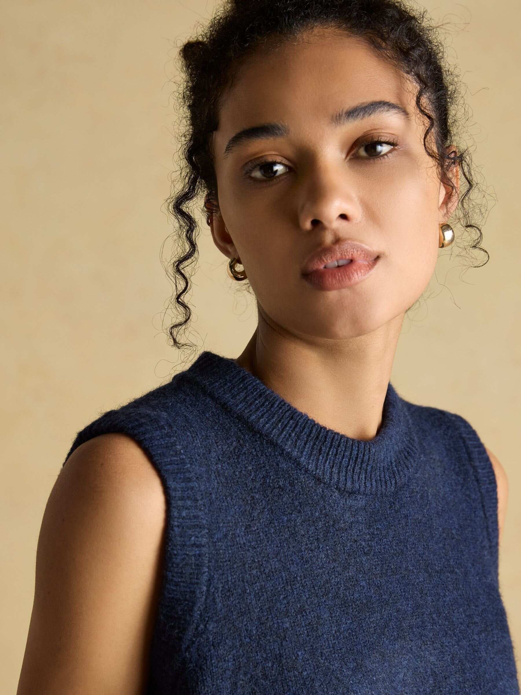 Holly Navy/White Knitted Vest