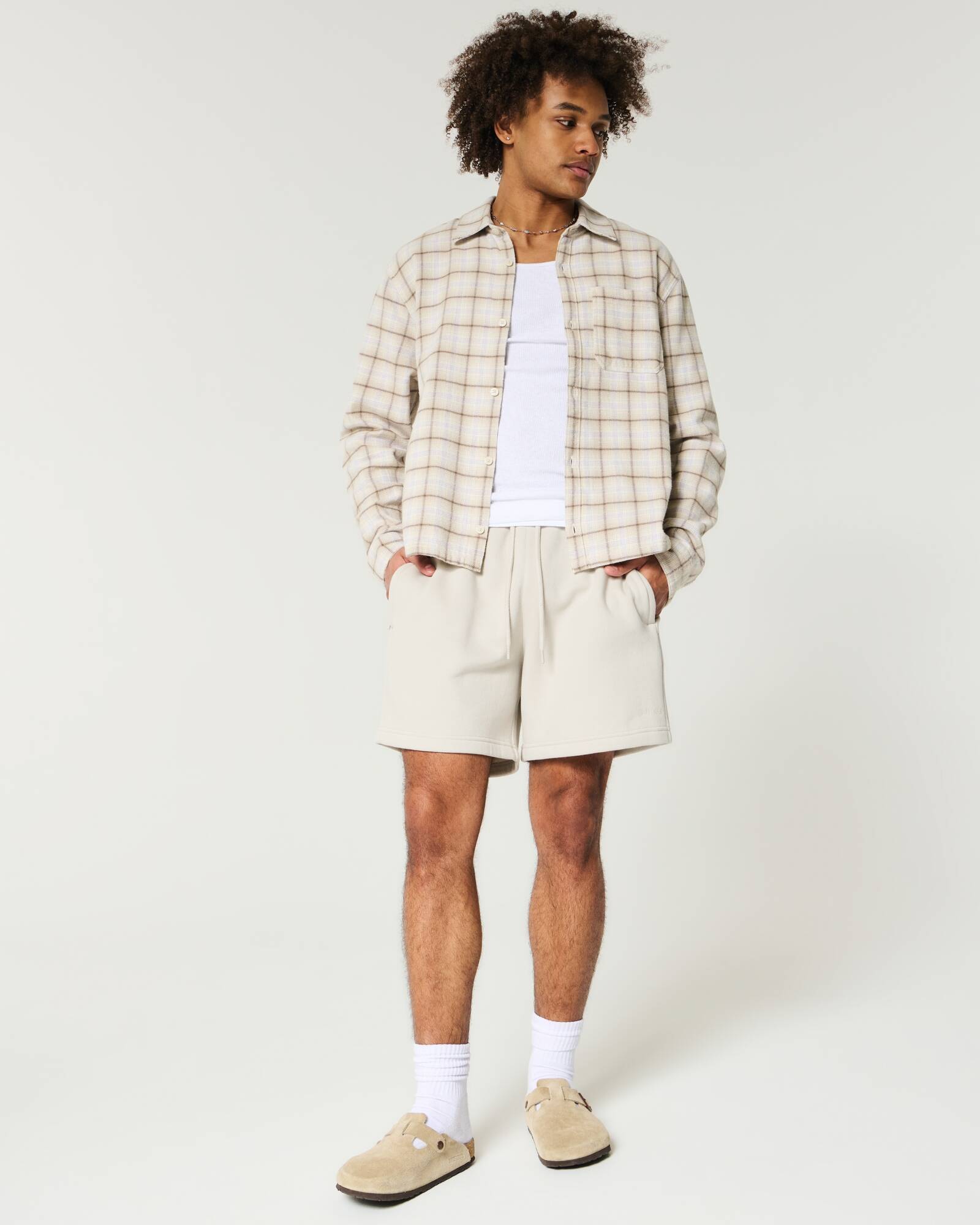 Mid-Thigh Camo Loose Fleece Shorts