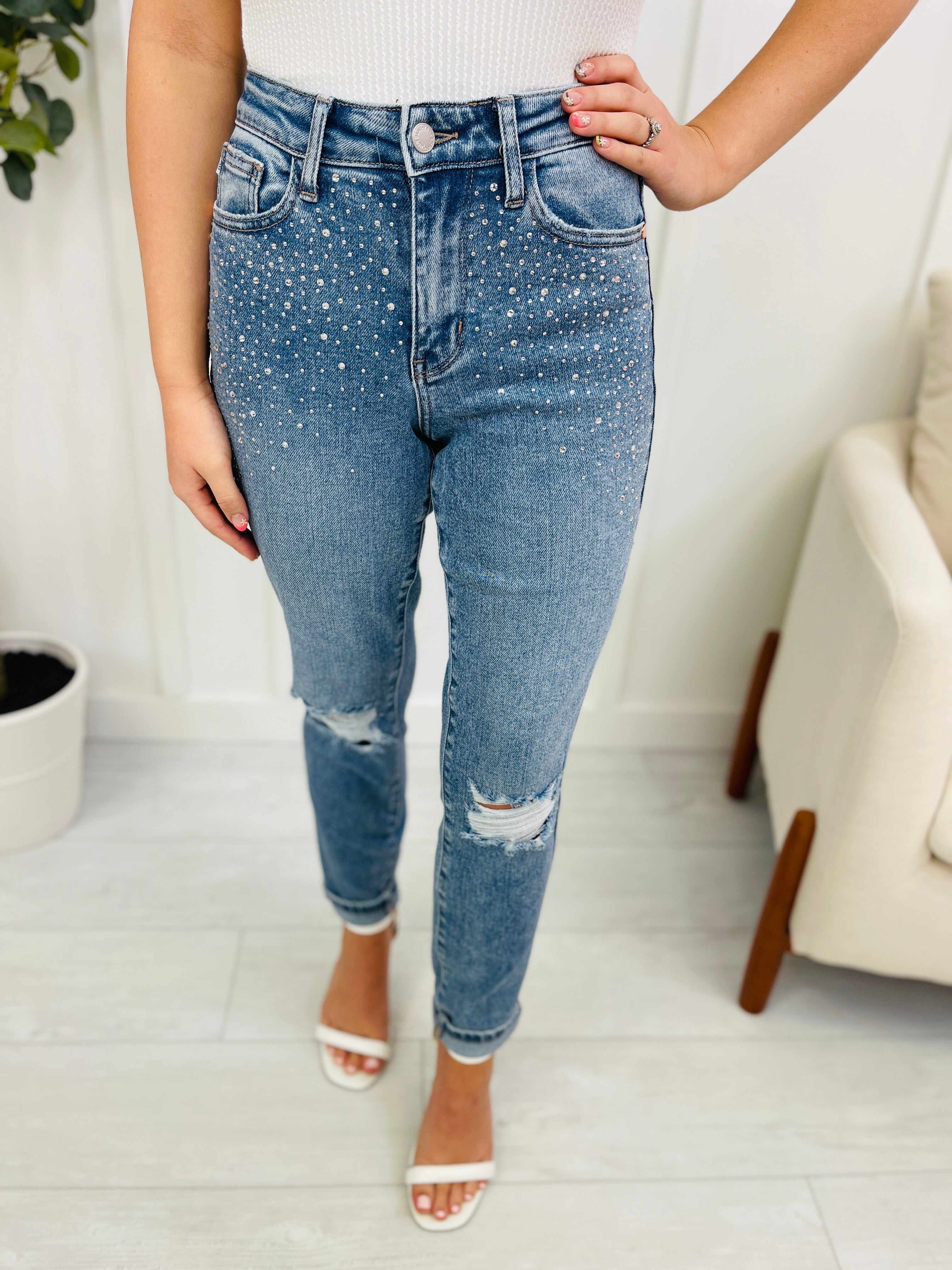 REG/CURVY Shine Bright Like a Diamond Rhinestone Straight Jeans