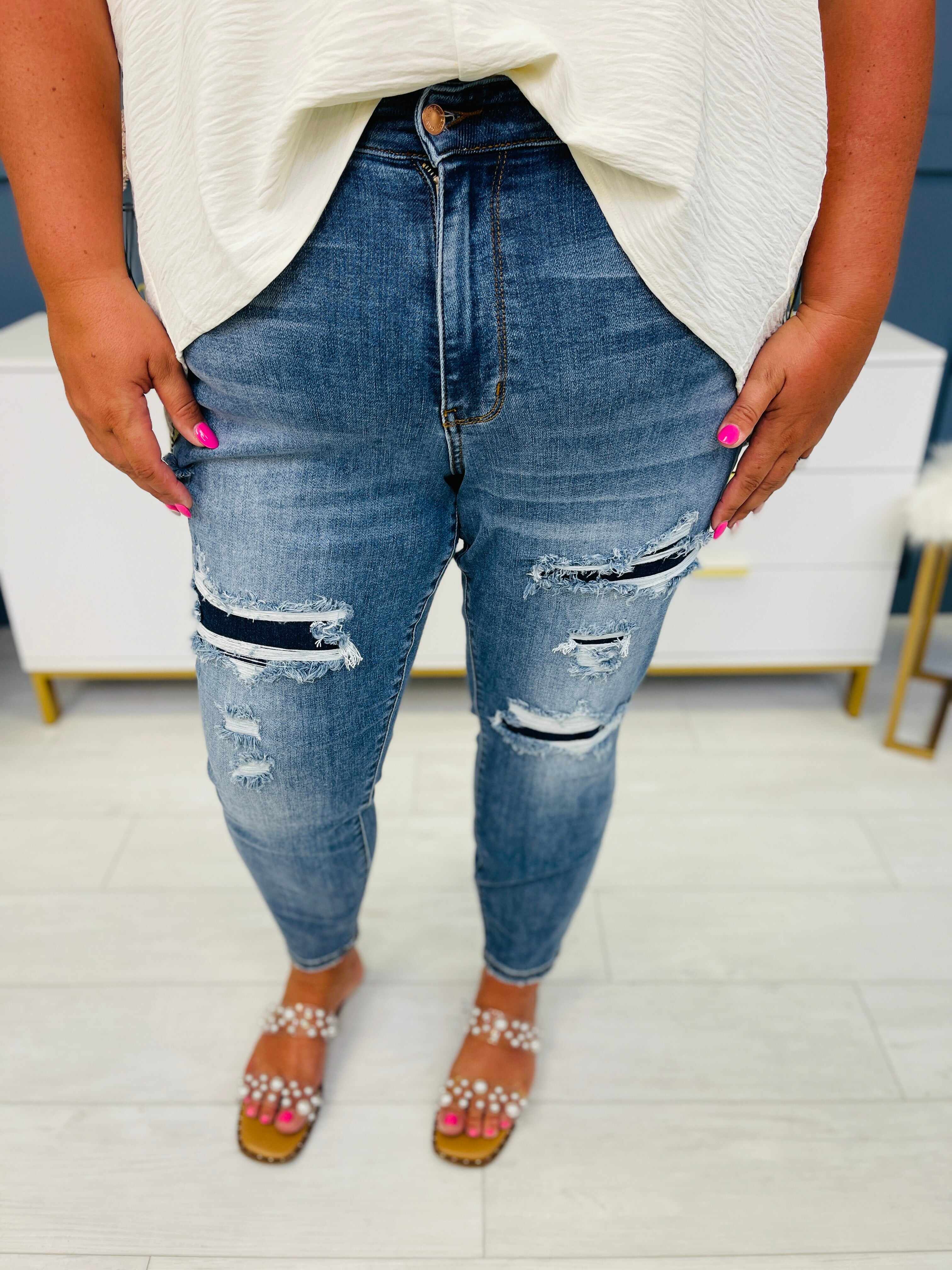 REG/CURVY Best In The Patch Midrise Relaxed Fit Jeans