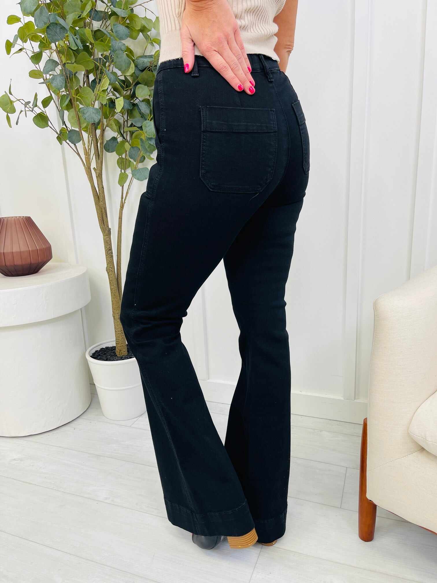 REG/CURVY Blackout Pull On Trouser Flare