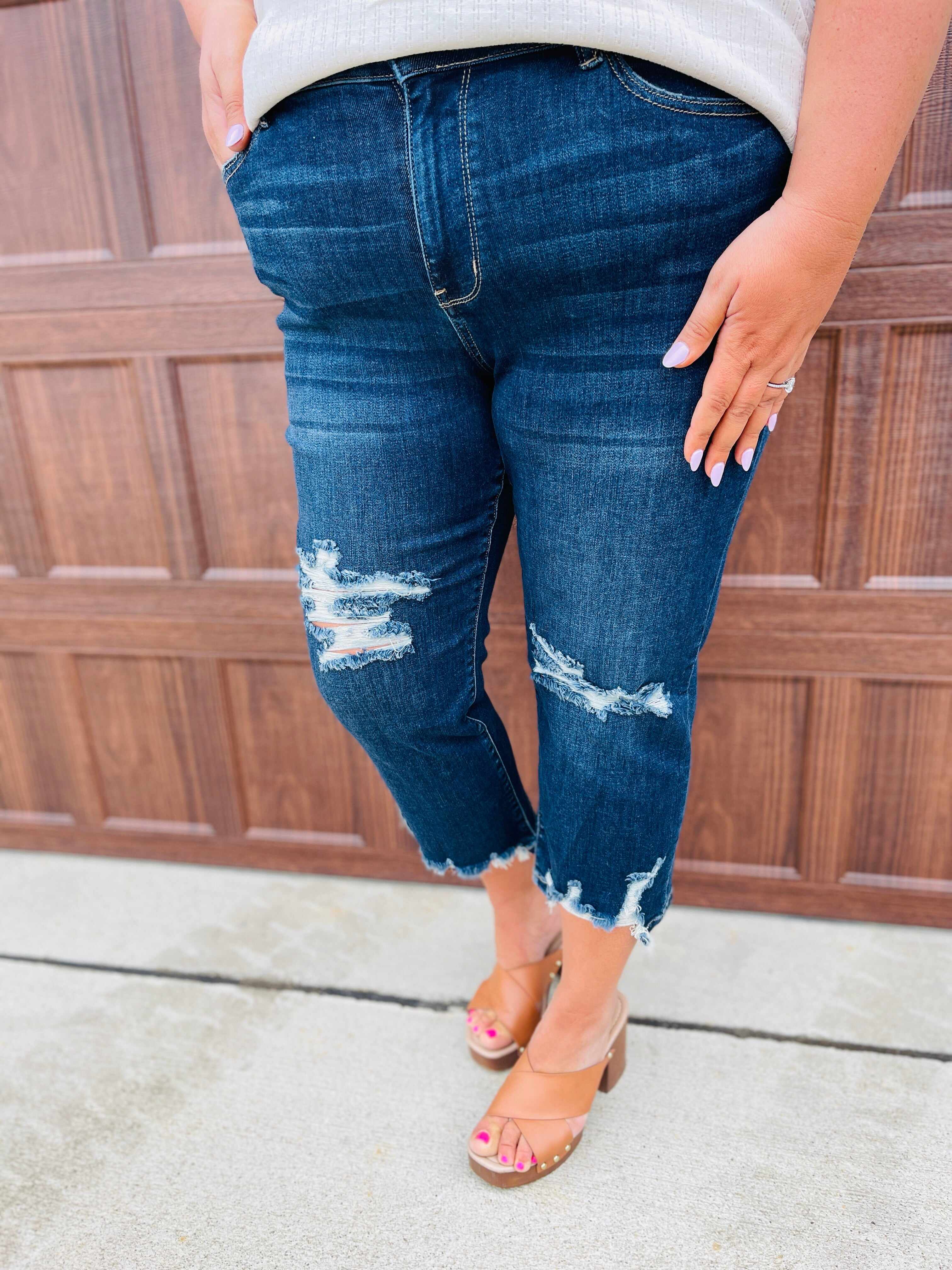 REG/CURVY Can't Crop Me Straight Jeans