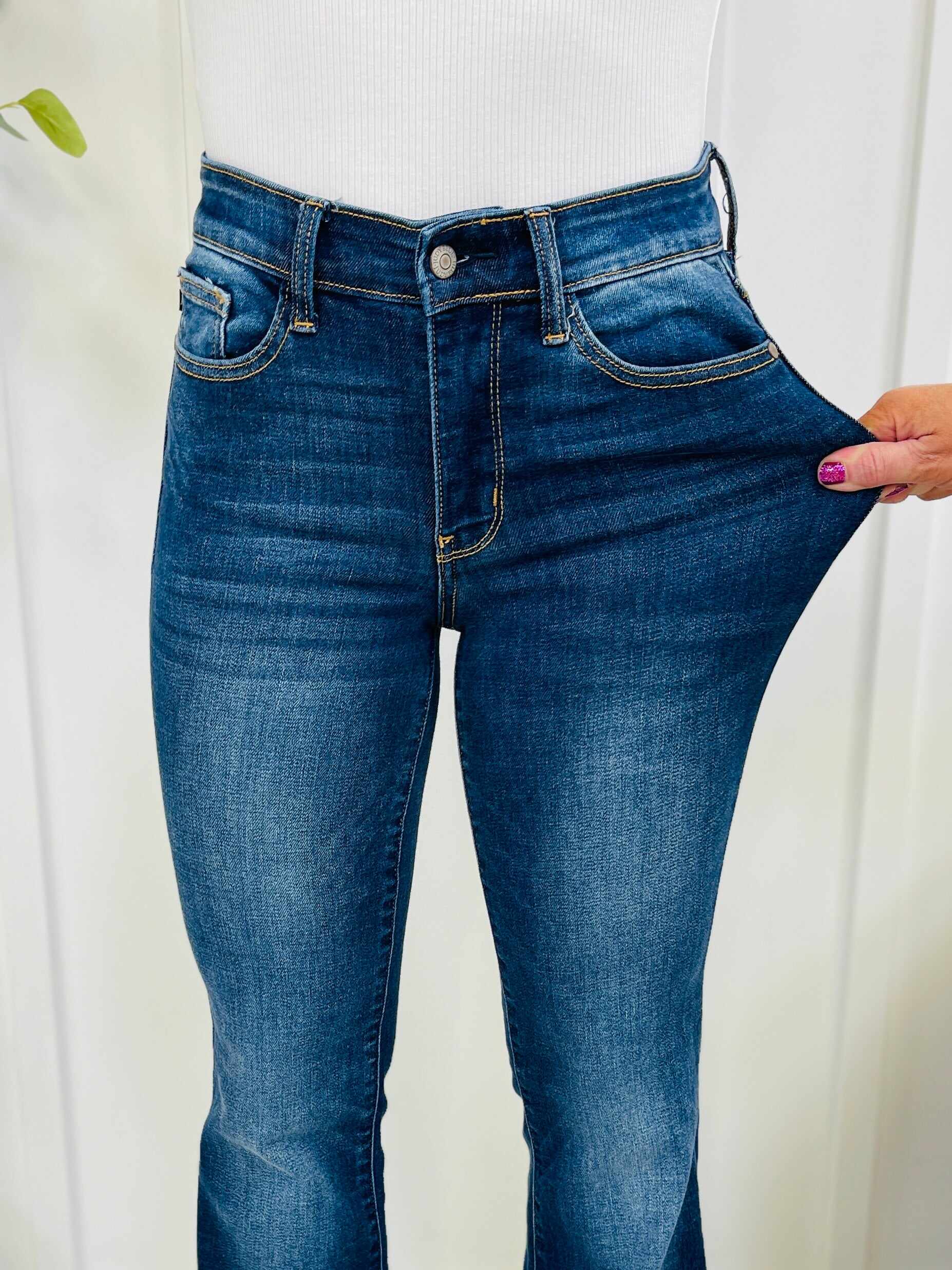 REG/CURVY Better With My Bootcut Jeans