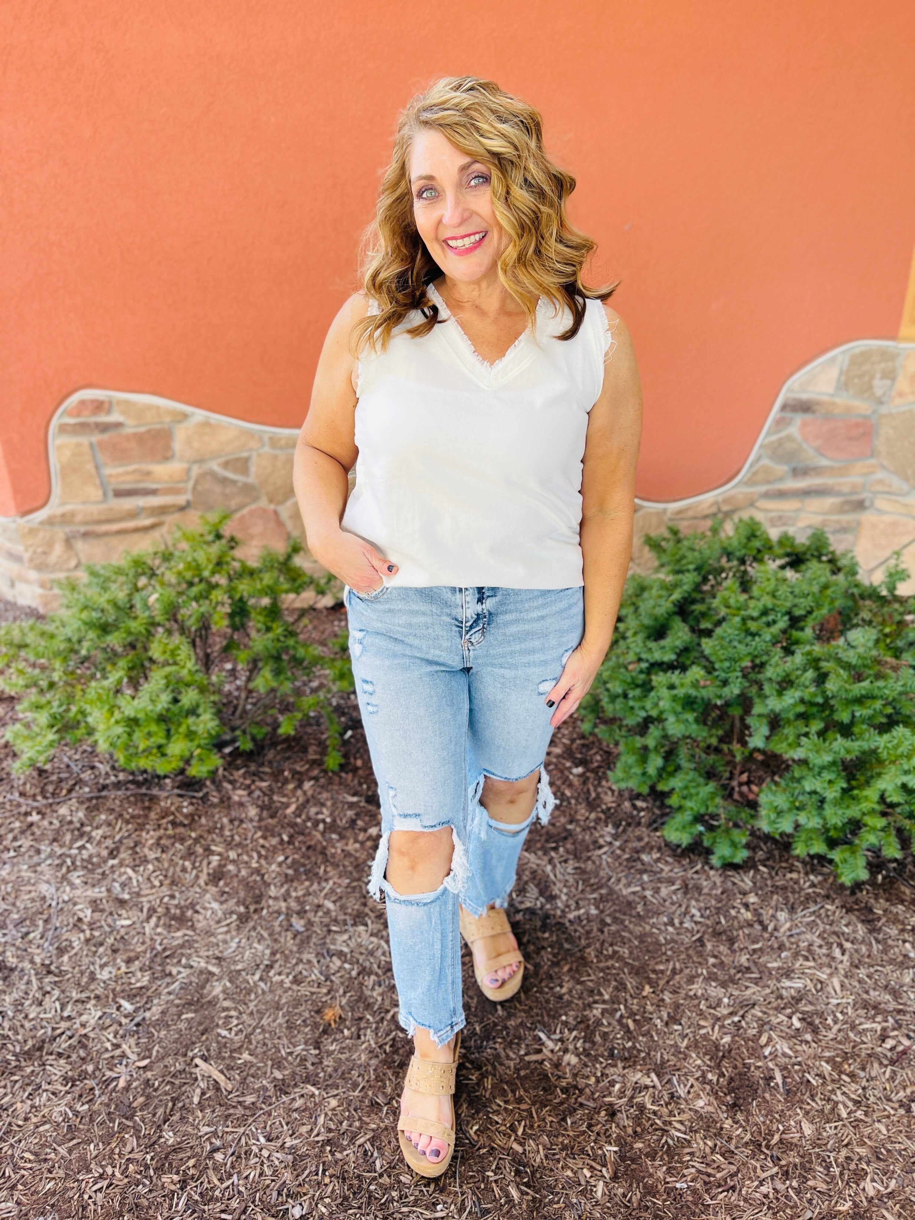 RESTOCK! Lovervet REG/CURVY You're My Lover Cropped Straight Leg Jeans