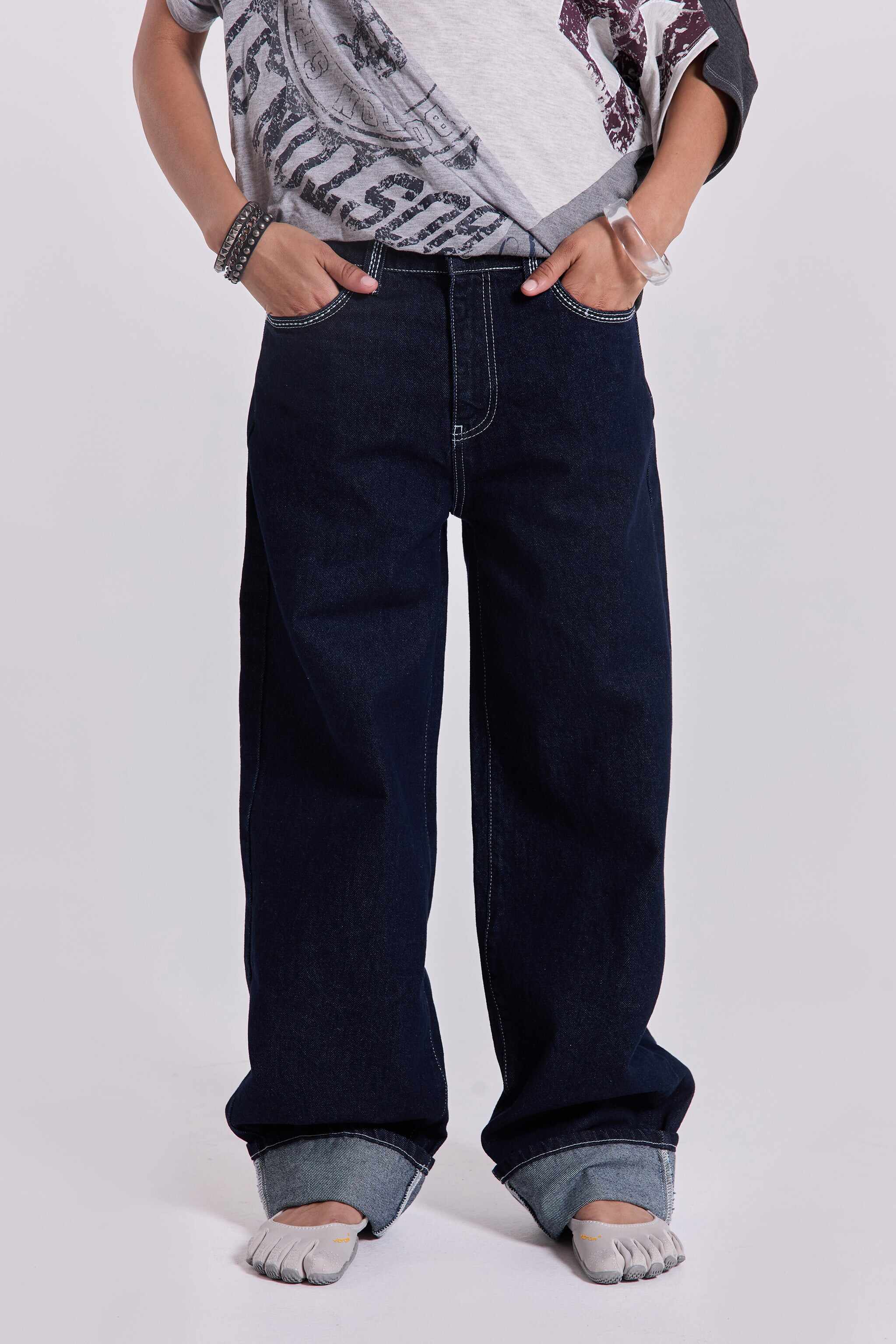Sonic Embroidered Baggy Jeans