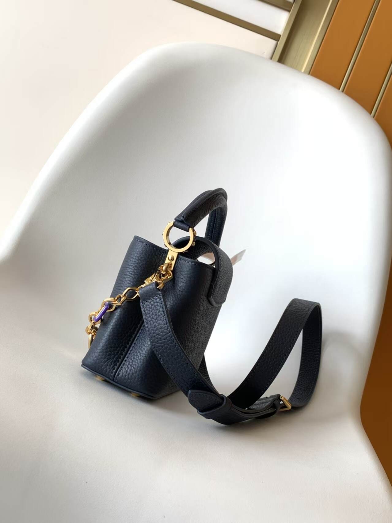 LV Capusines BB handbag shoulder bag with chain