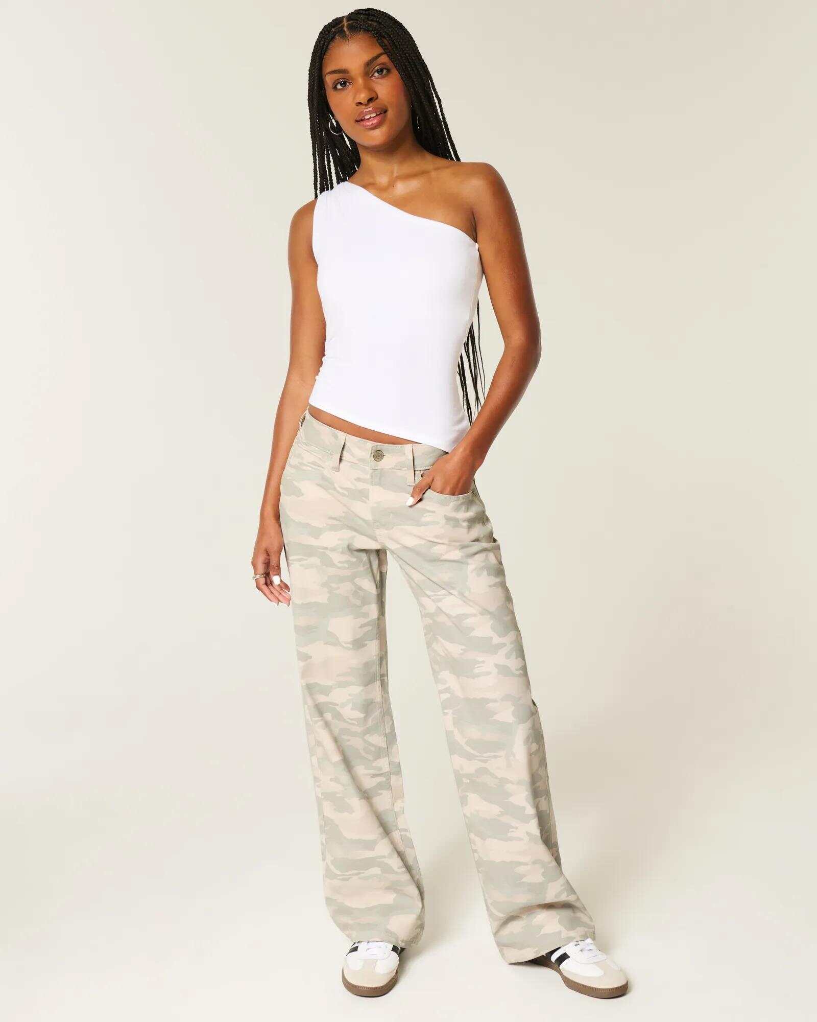 Low-Rise Dark Wash Baggy Jeans