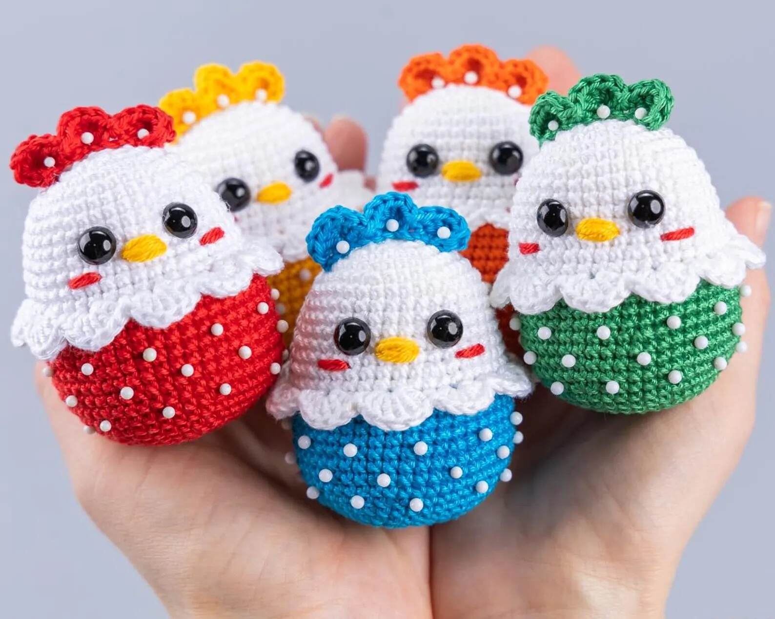 Crochet Easter chicken