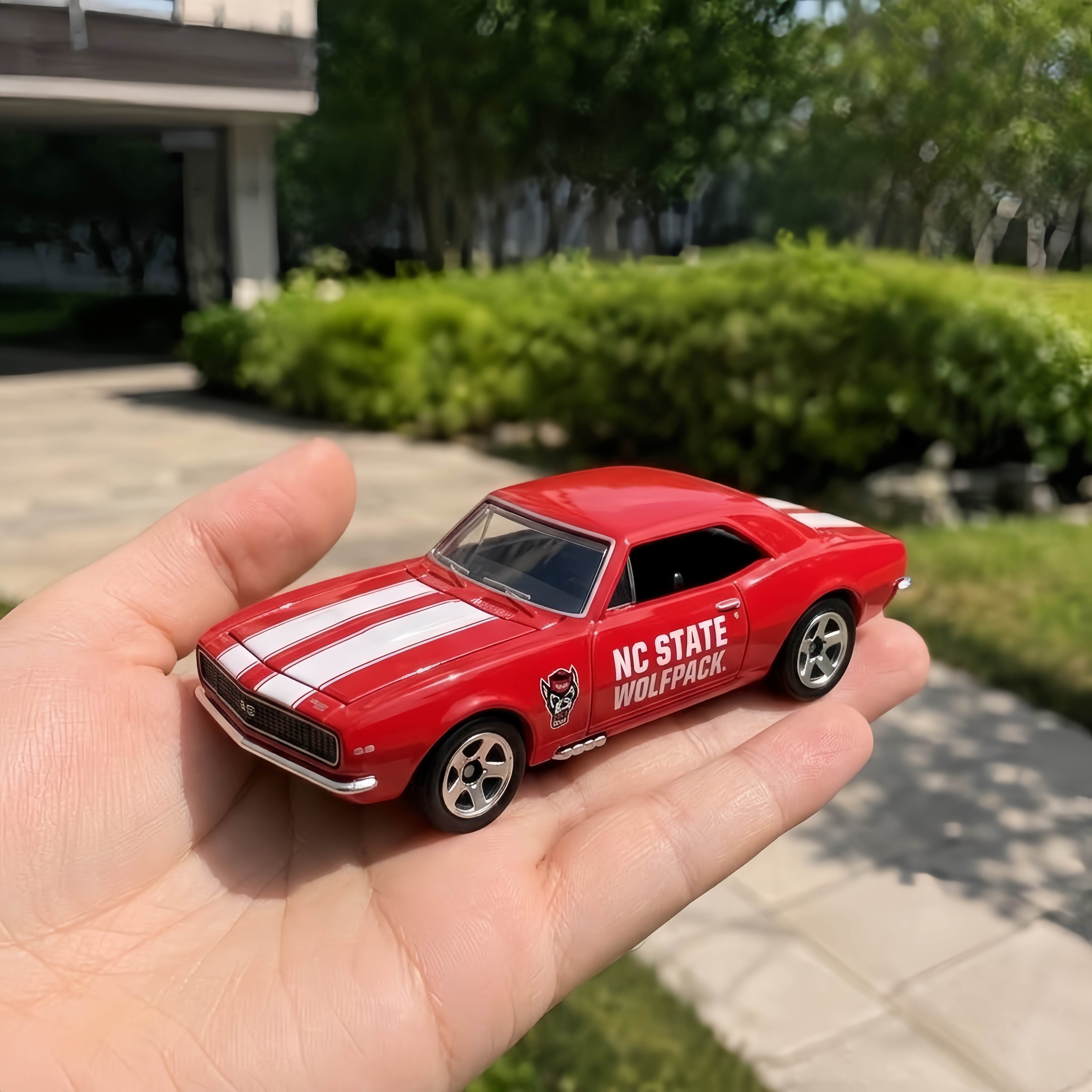Hot Wheels NC State Wolfpack 134th Anniversary Chevrolet Camaro