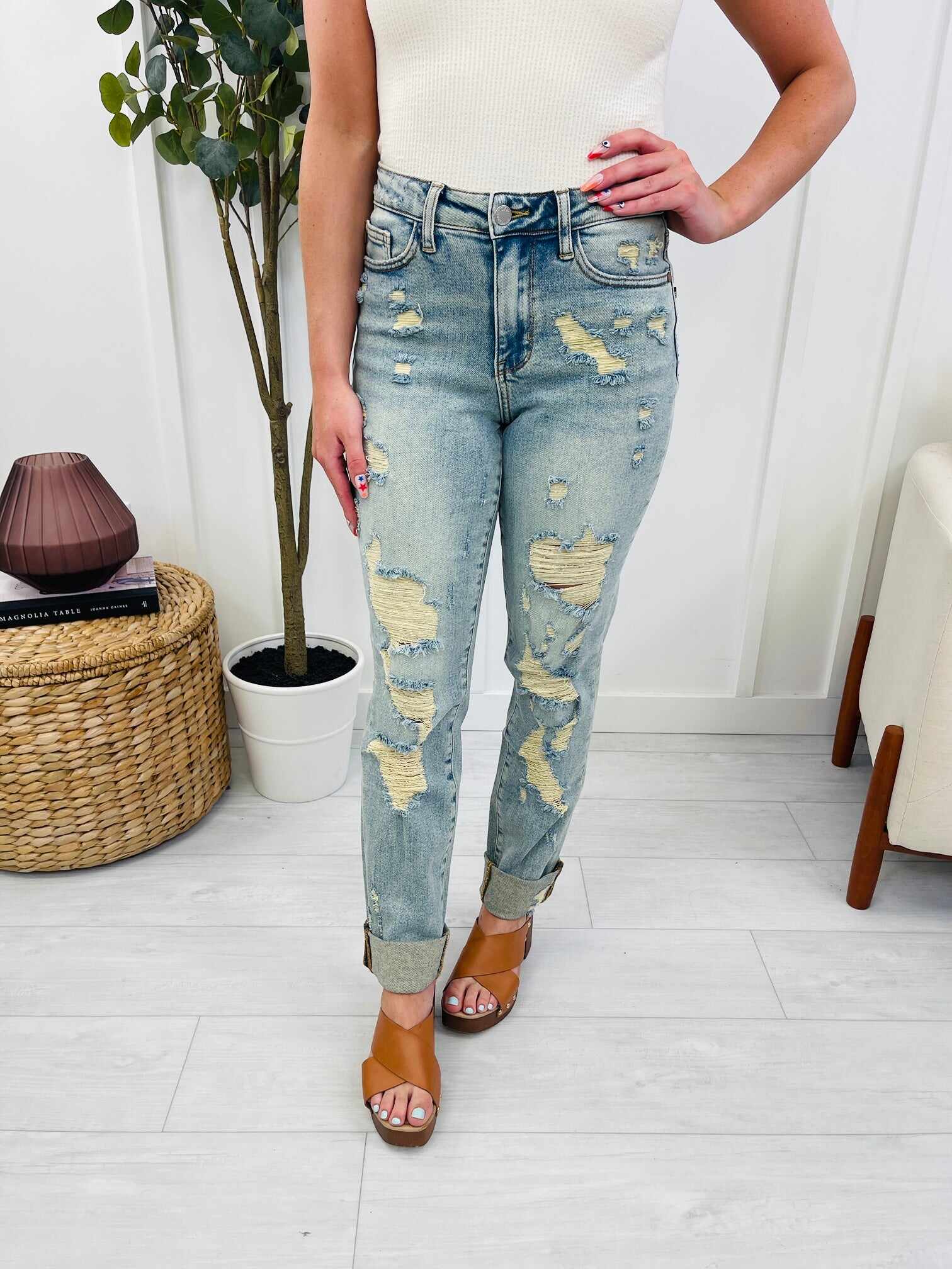 REG/CURVY Cuff It Boyfriend Jeans