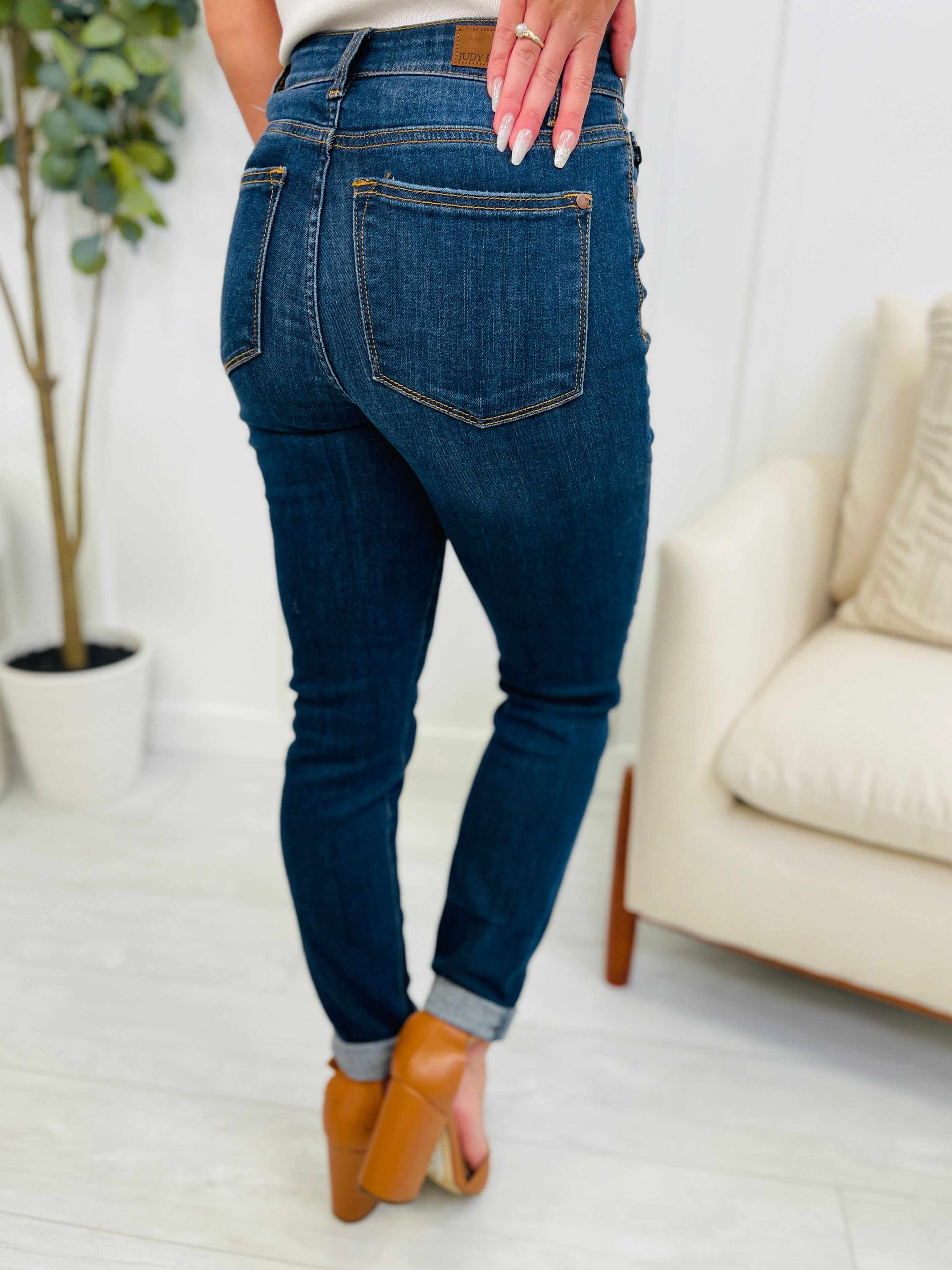 Reg/Curvy Blessed and NonDistressed Relaxed Fit Jeans