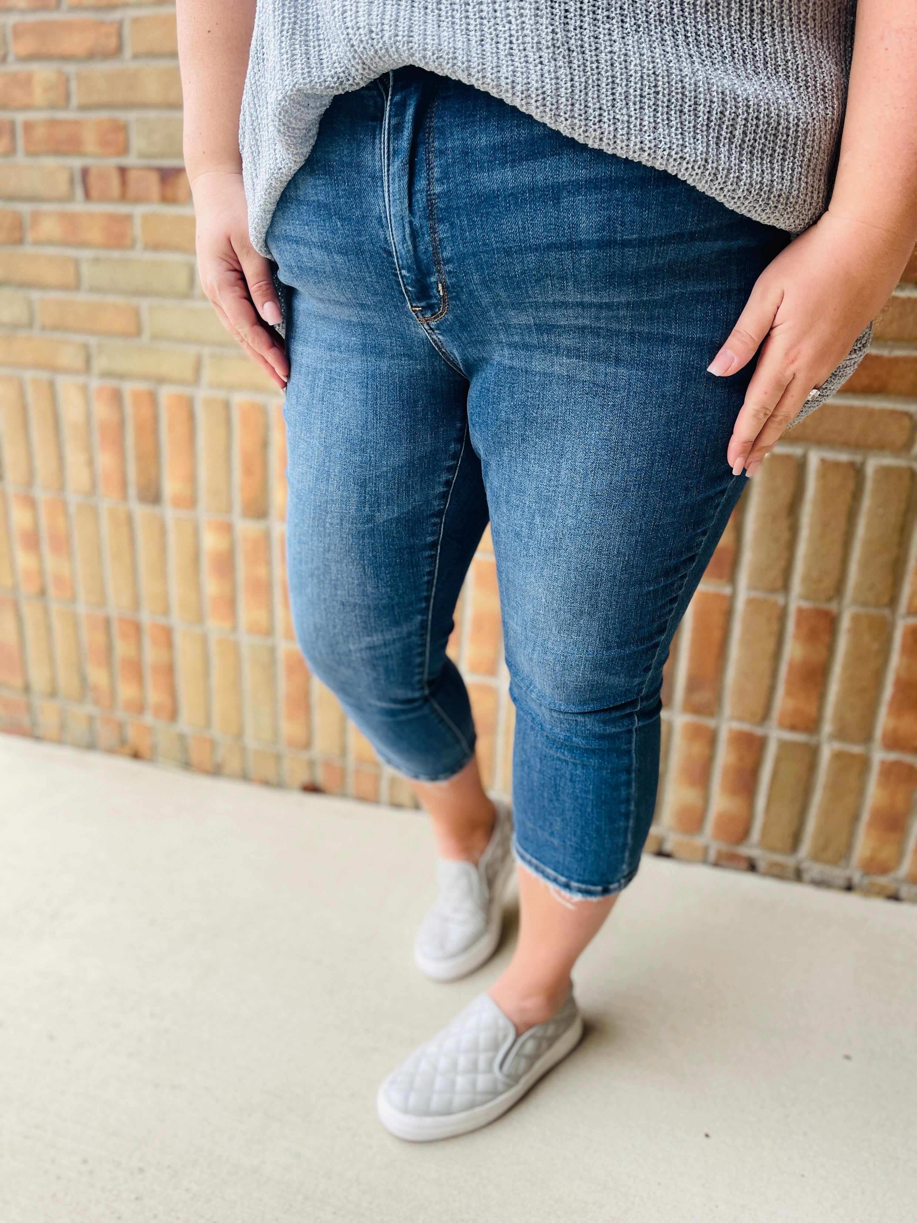 PLUS/REG Can't Resist Capris
