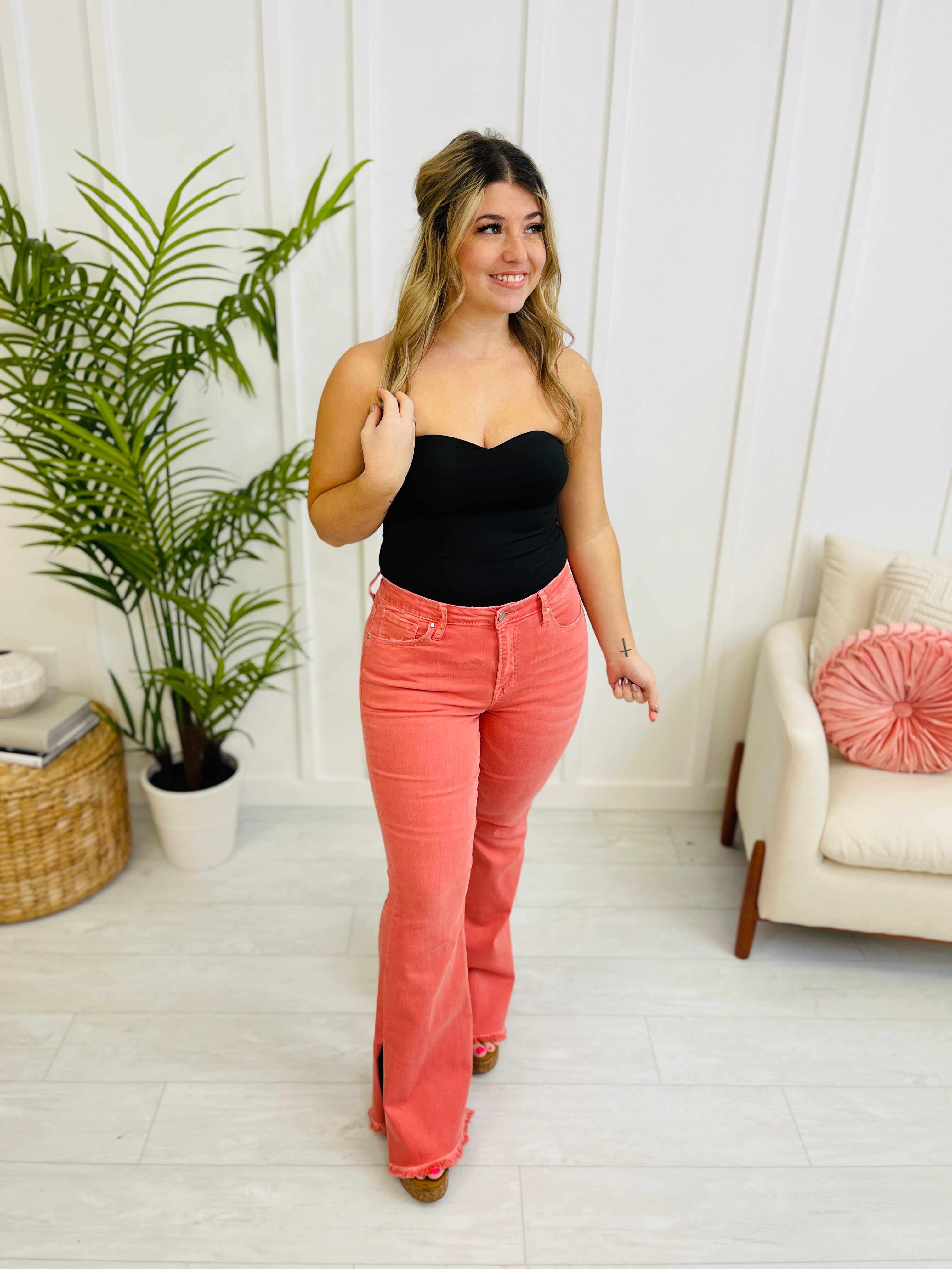 Risen REG/CURVY You're a Peach Flare Jeans