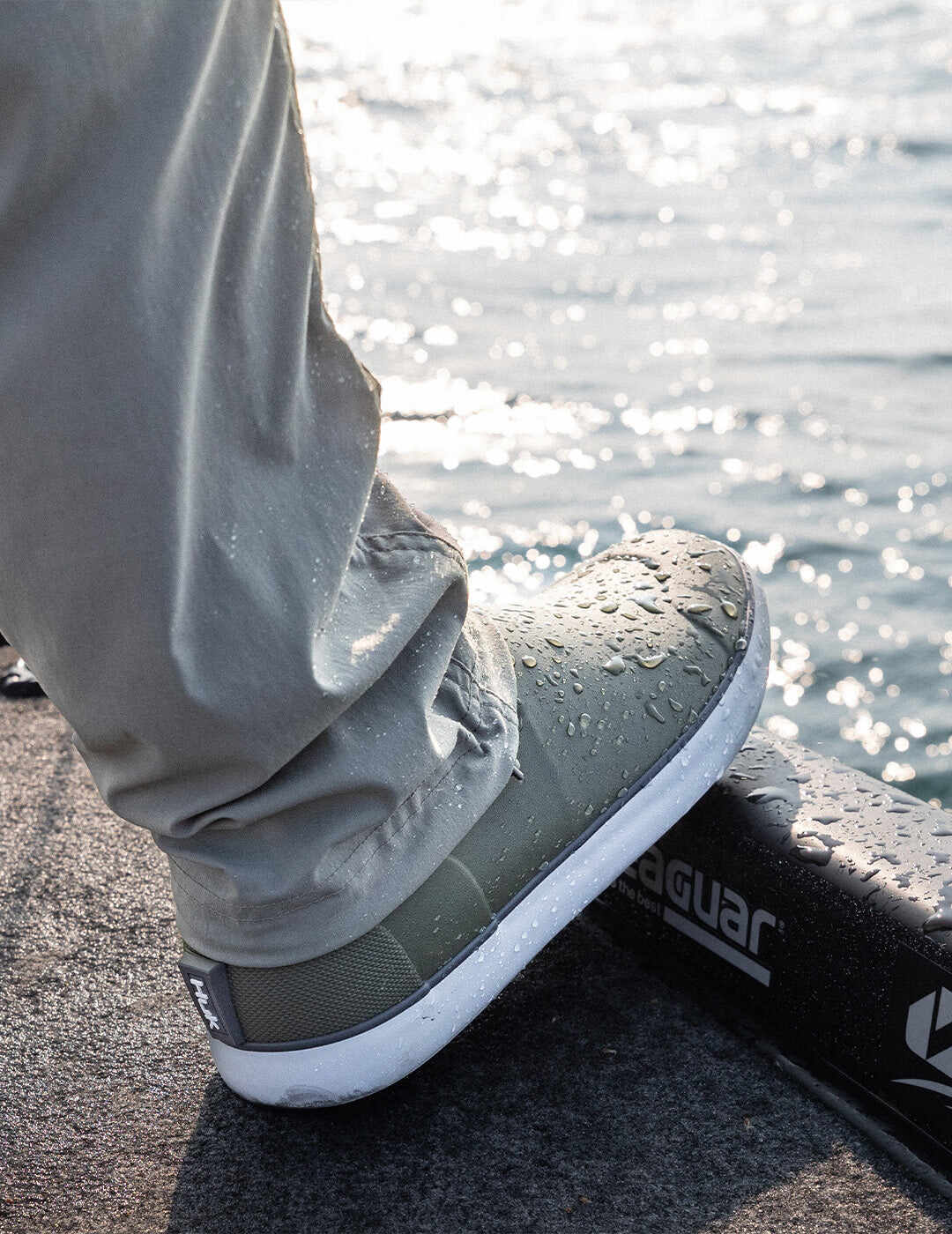Rogue Wave Boots