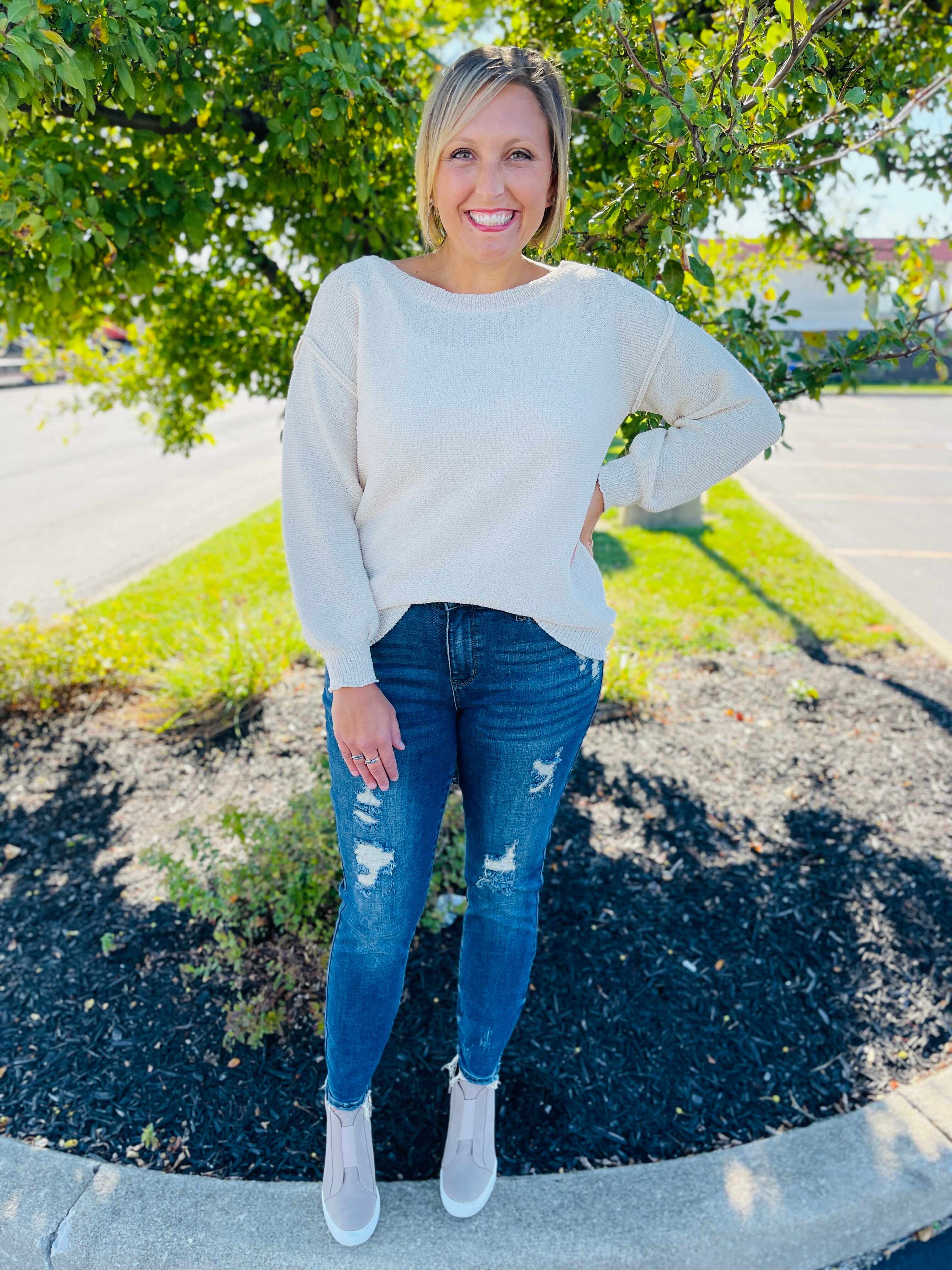 Plus/Reg Kick Off Your Boots Relaxed Fit Jeans