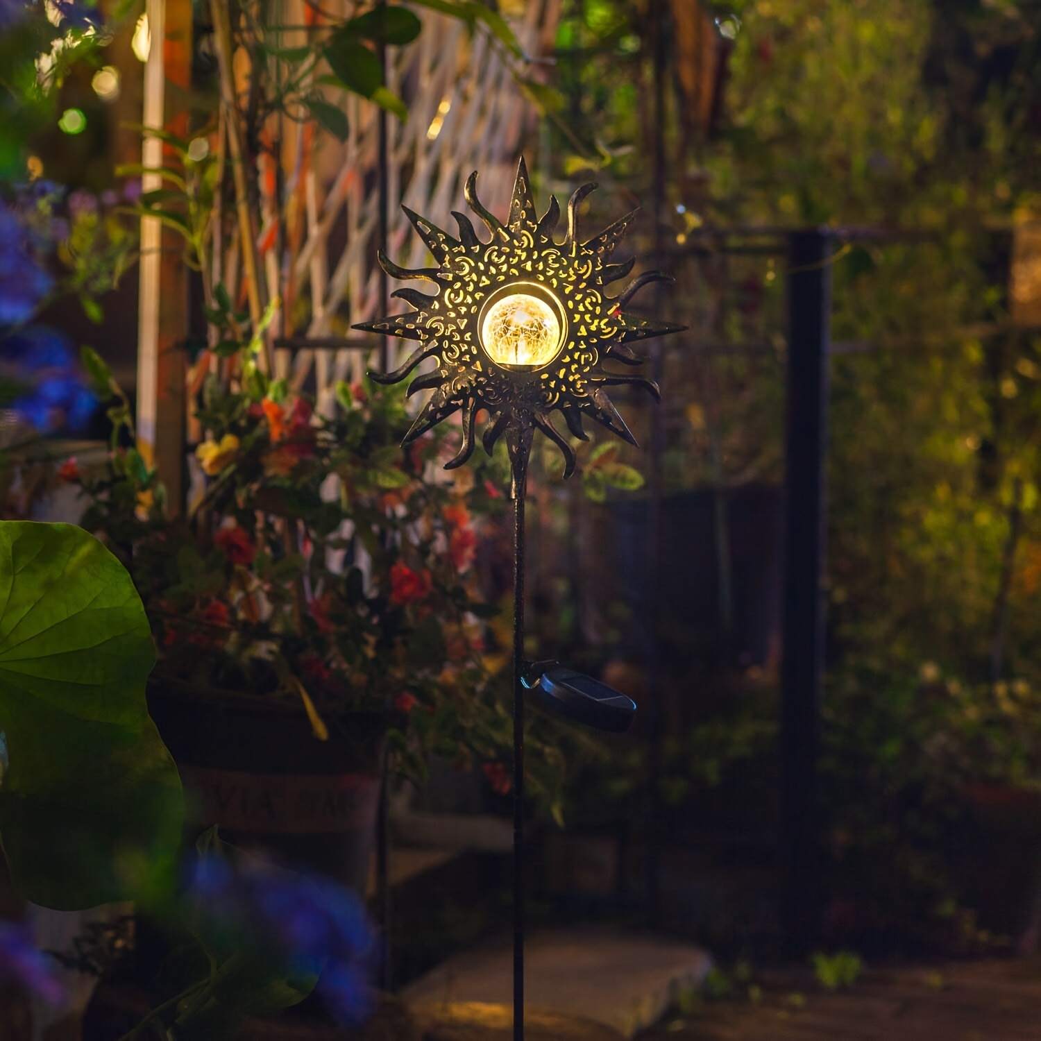 1pc Flame Sun Hollow Out Iron Landscape Decorative Lamp, Cracked Glass Bulb Lamp, Waterproof LED Lamp For Garden, Lawn, Courtyard