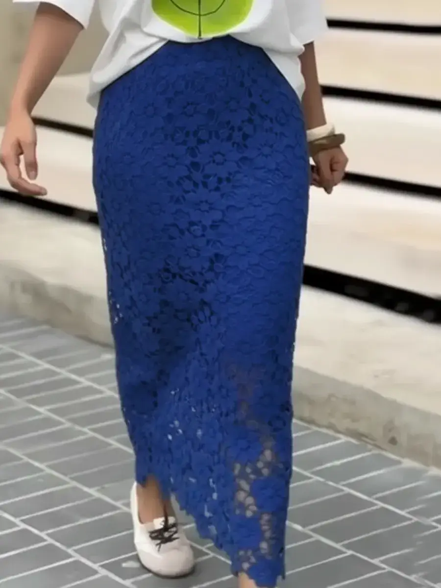 🔥Summer Arrivals🌟Women's Elegant Hollow-out Lace Slim-fit Skirt