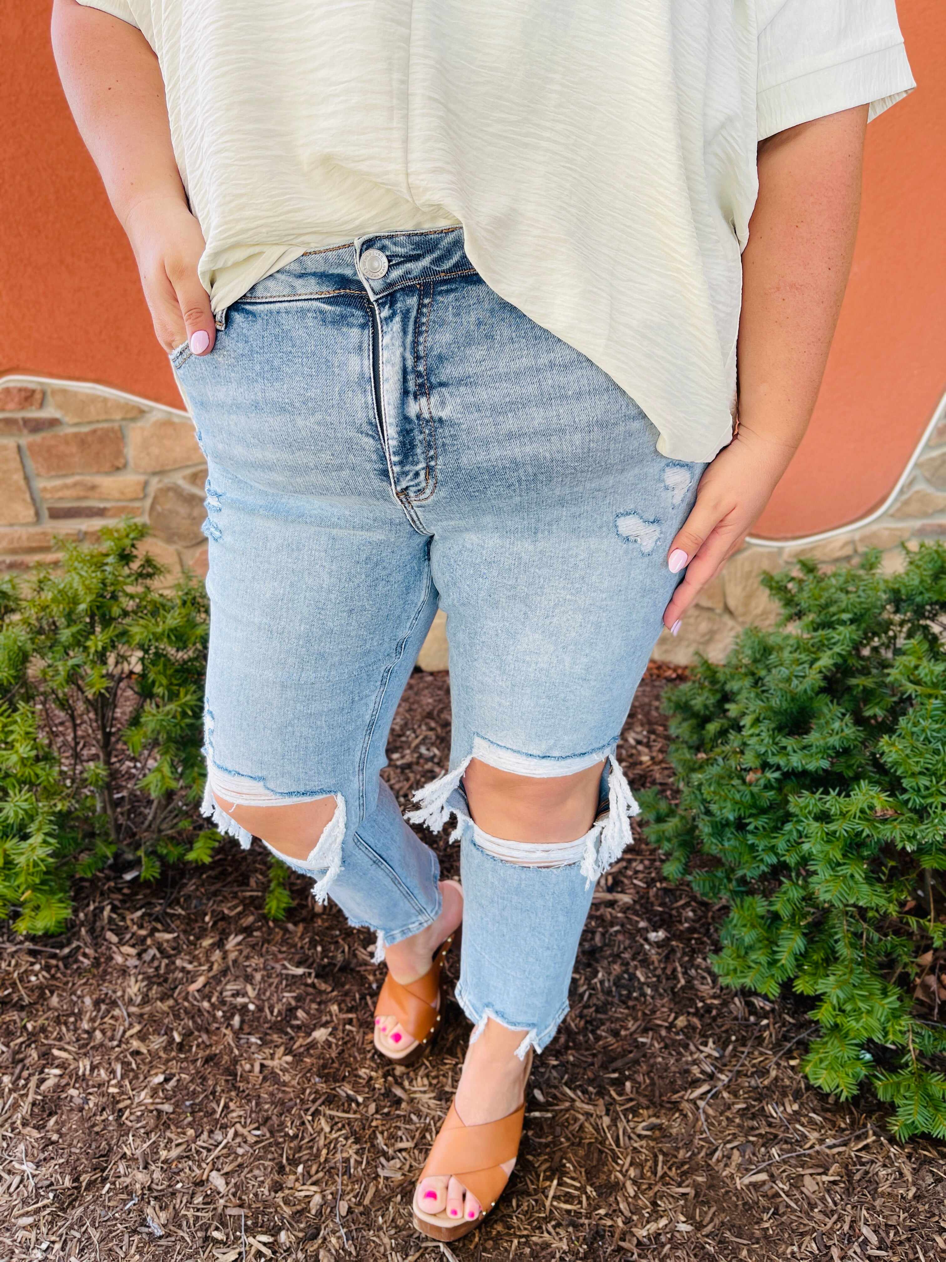 RESTOCK! Lovervet REG/CURVY You're My Lover Cropped Straight Leg Jeans