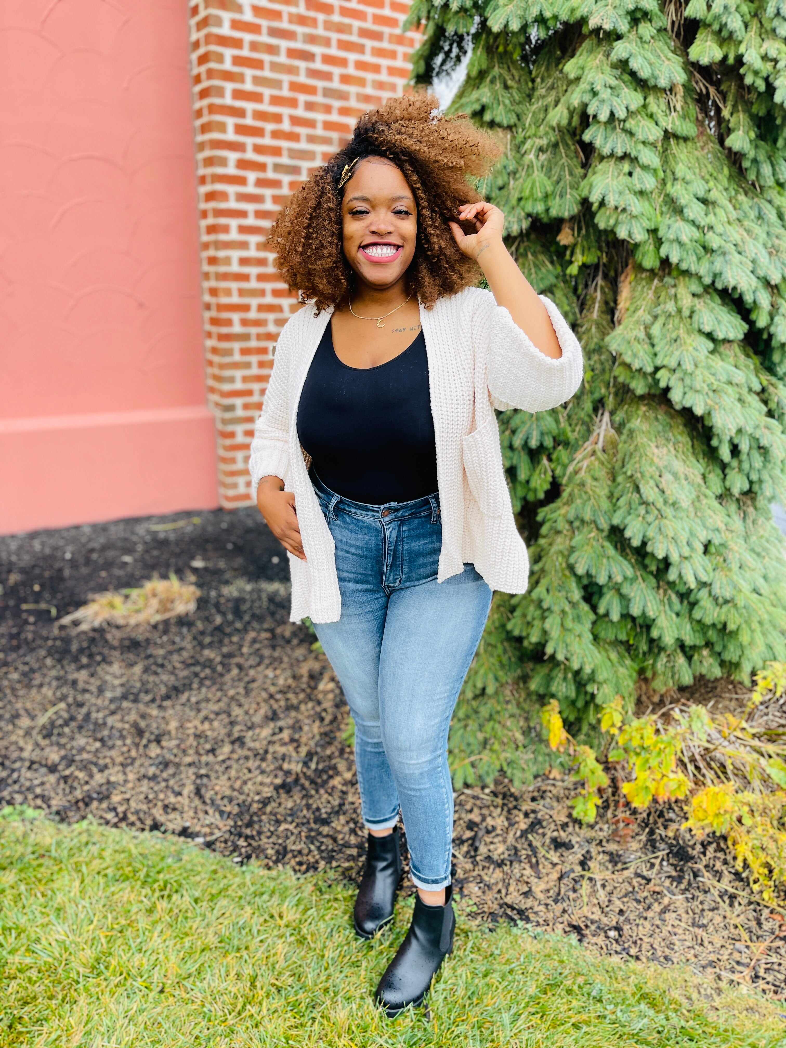 Tummy Control Skinny Jeans in Reg/Curvy Total Infatuation Restock