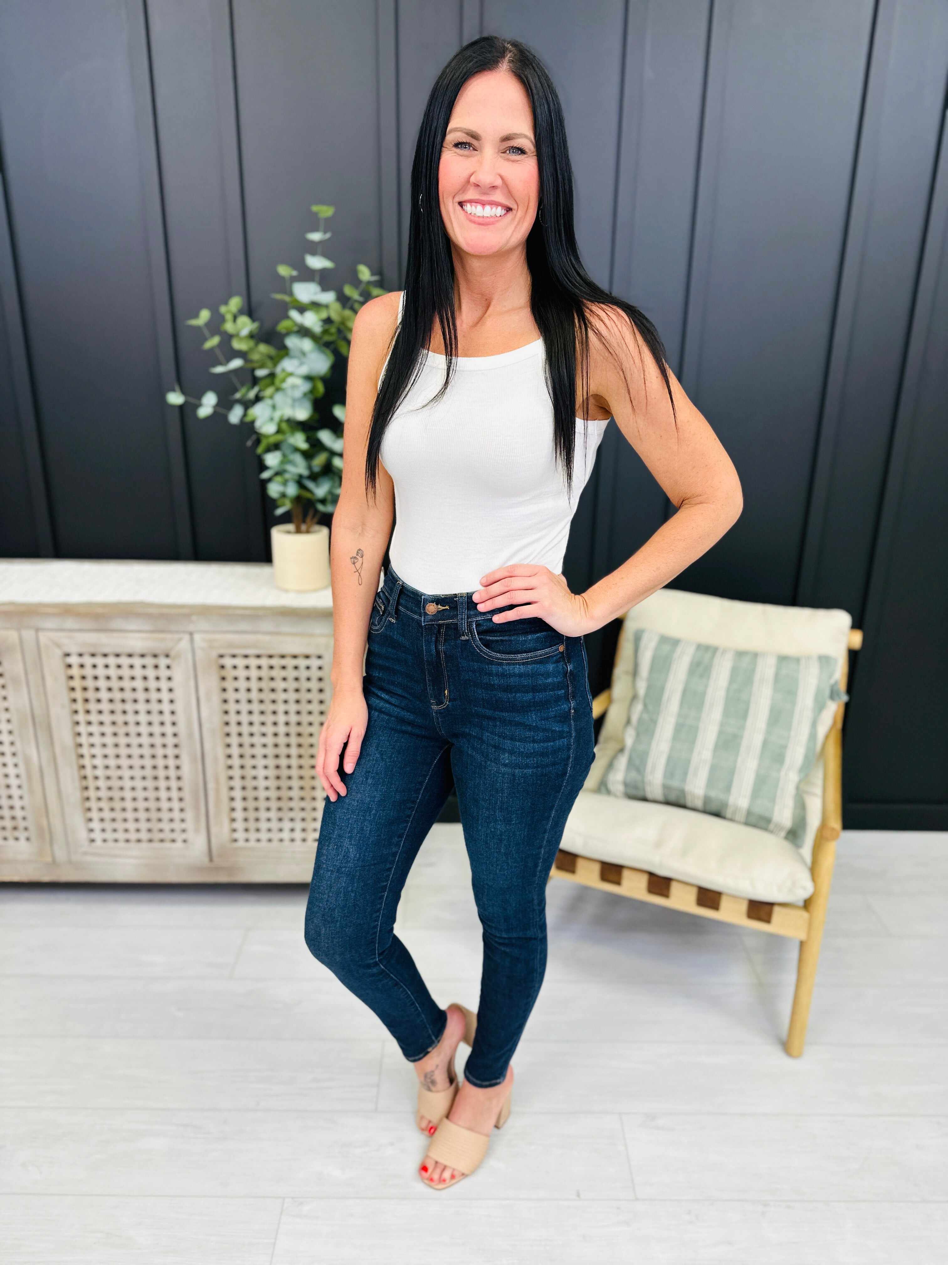 Restock! BEST SELLER! PLUS/REG The Holy Grail of Nondistressed Skinny Jeans