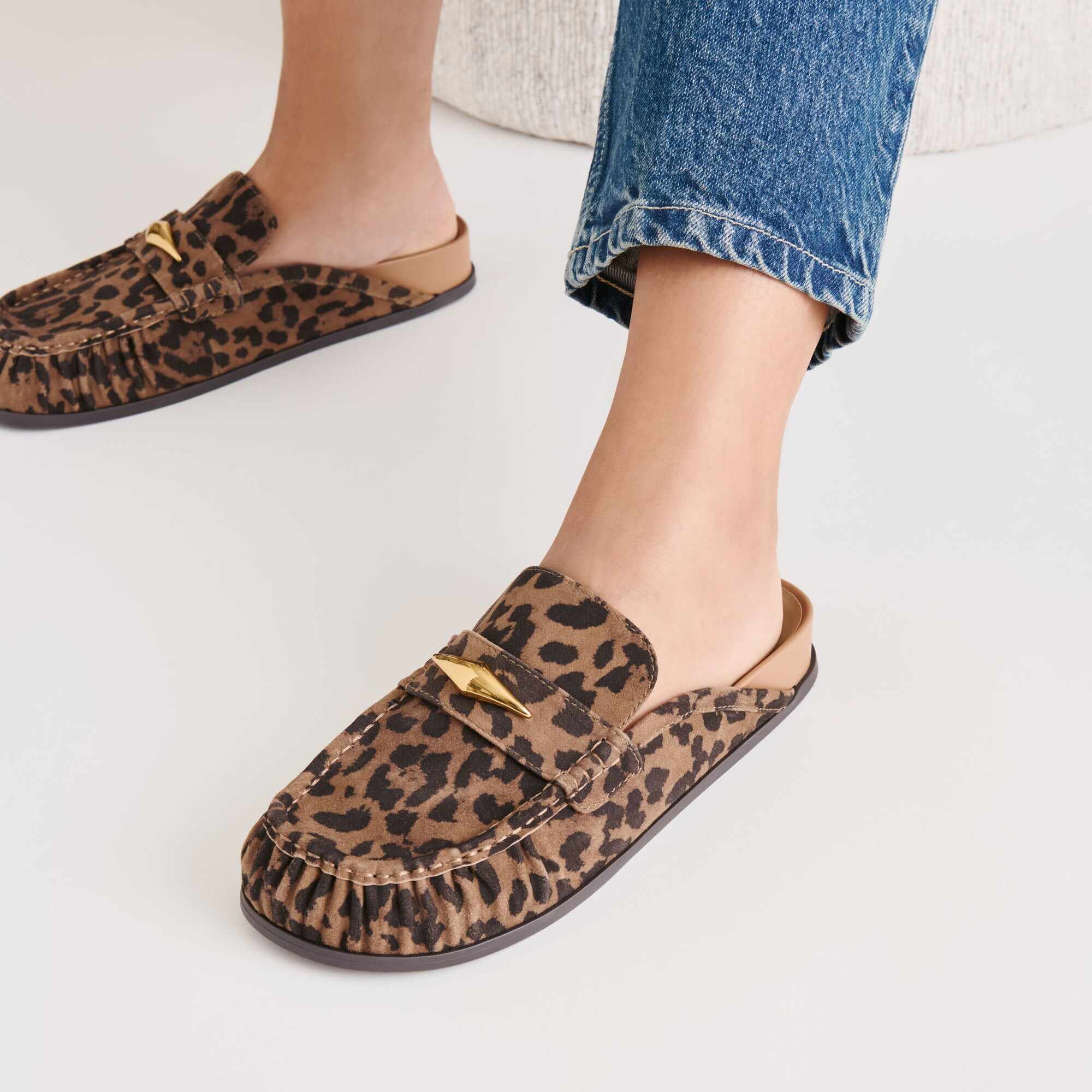 JODERO FLATS BROWN LEOPARD PRINTED SUEDE