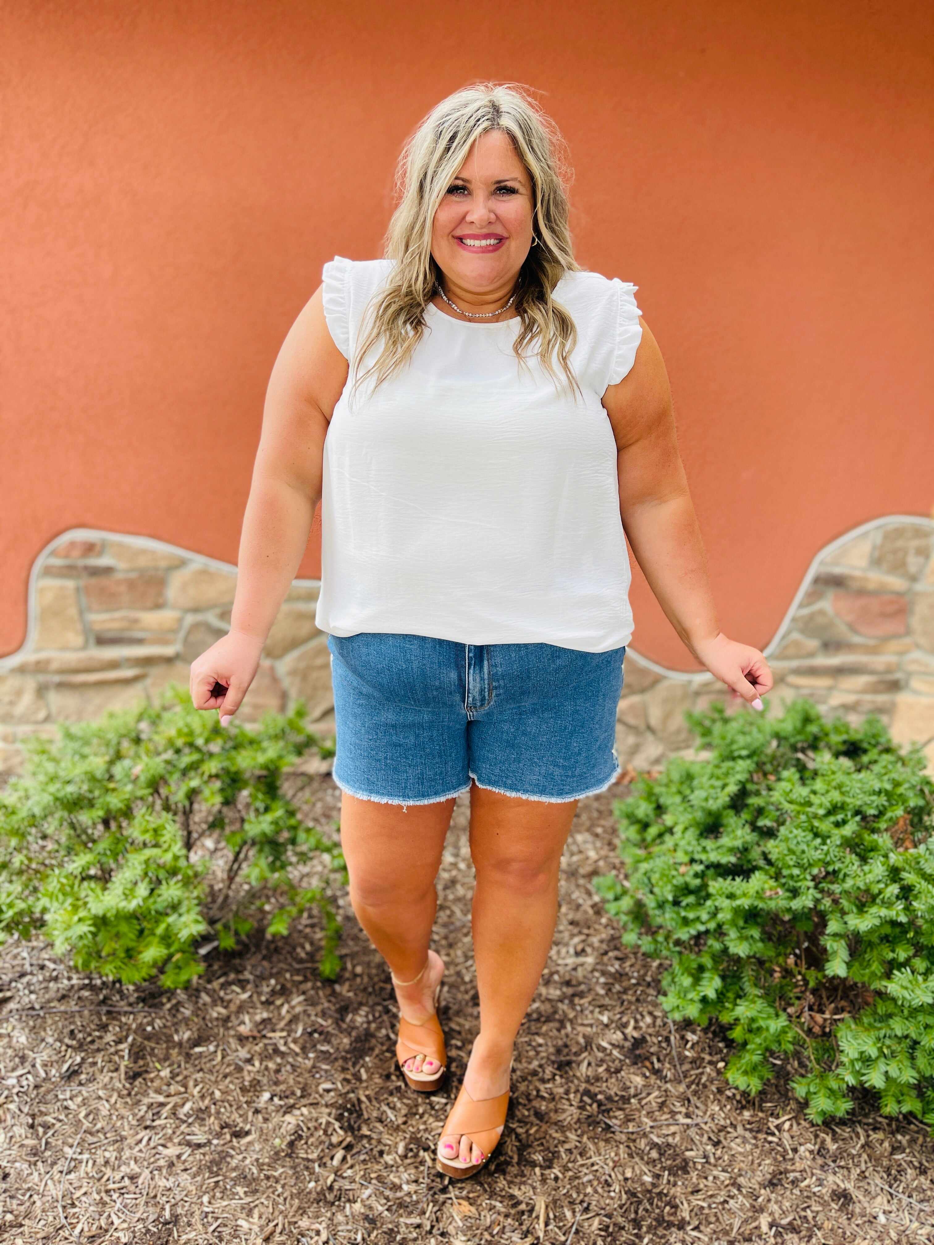 REG/CURVY Starstruck Cutoff Shorts