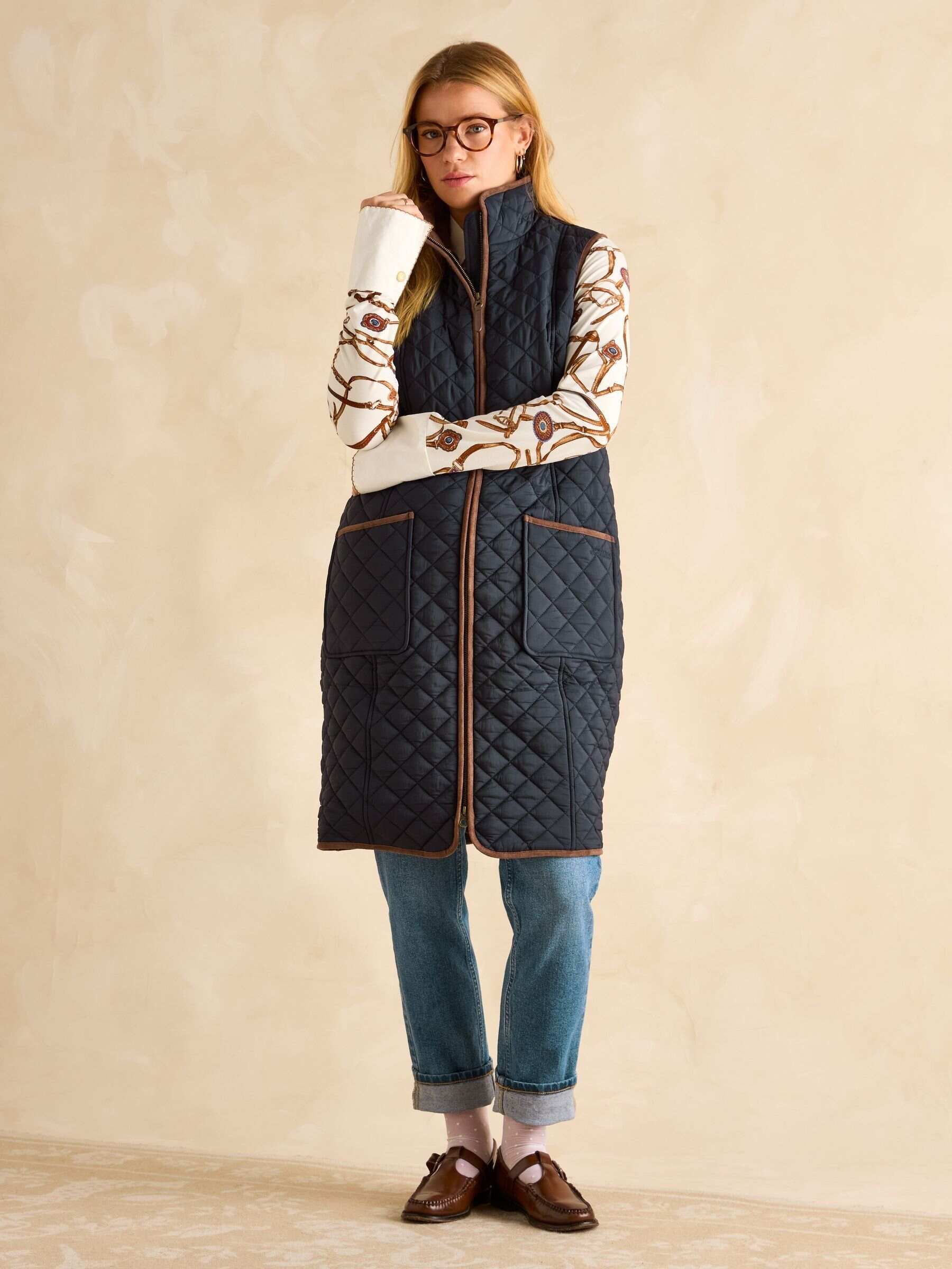 Sutton Navy Blue Showerproof Longline Diamond Quilted Gilet