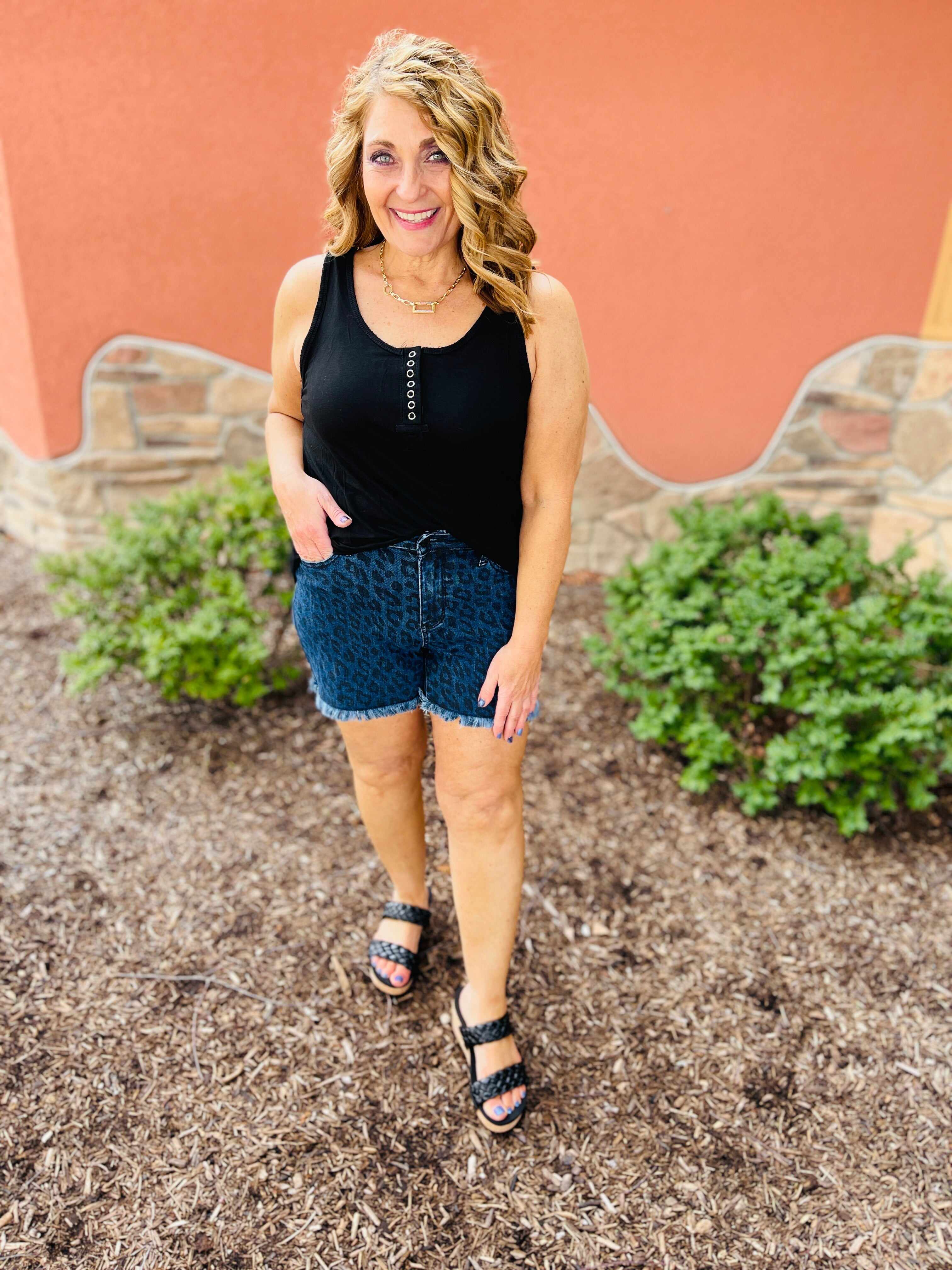 REG/CURVY Wild Ones Leopard Print Shorts