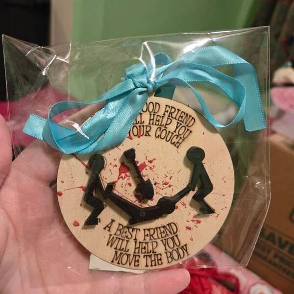 “A Good Friend” Funny Friendship Ornament