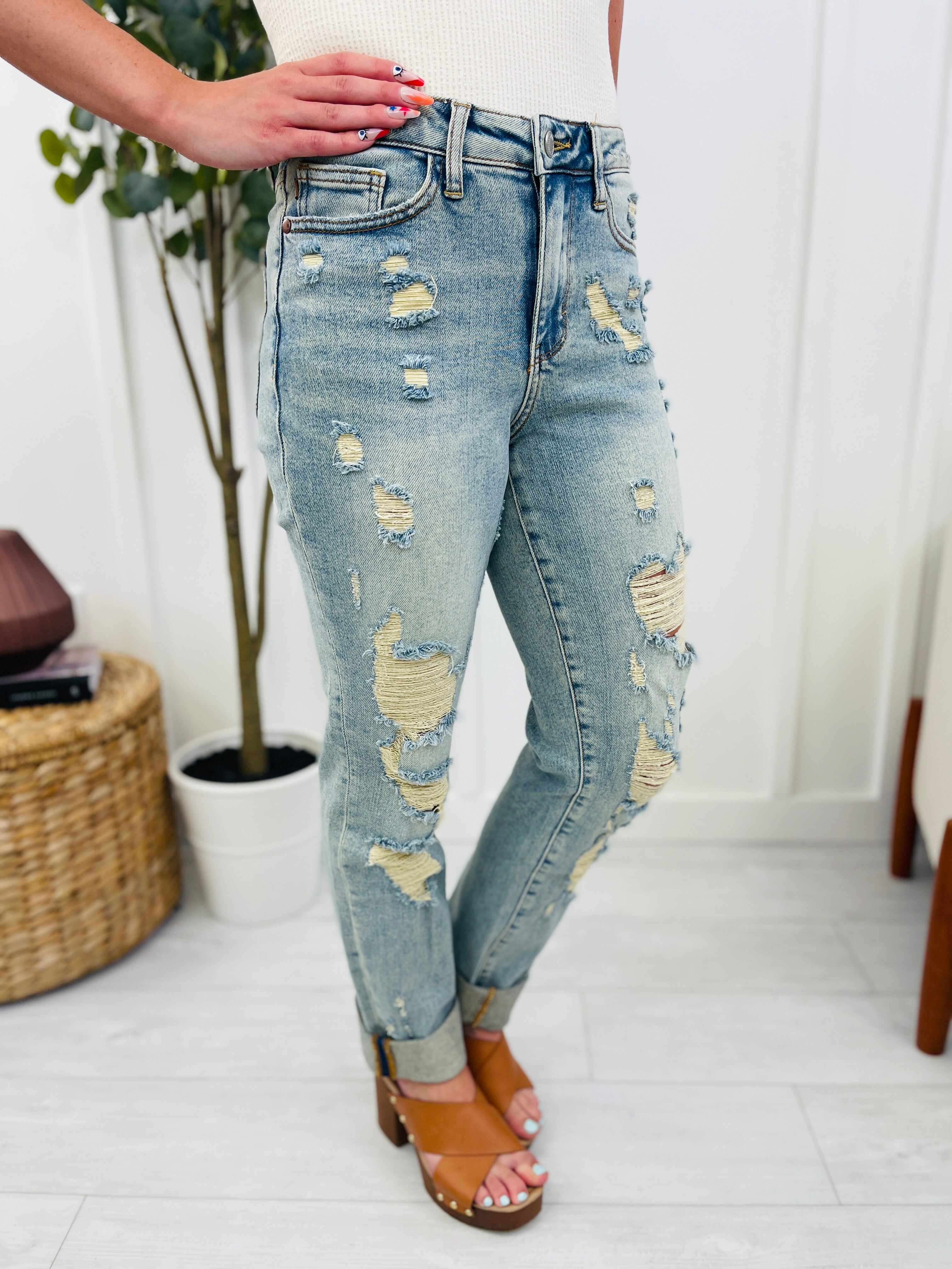 REG/CURVY Cuff It Boyfriend Jeans
