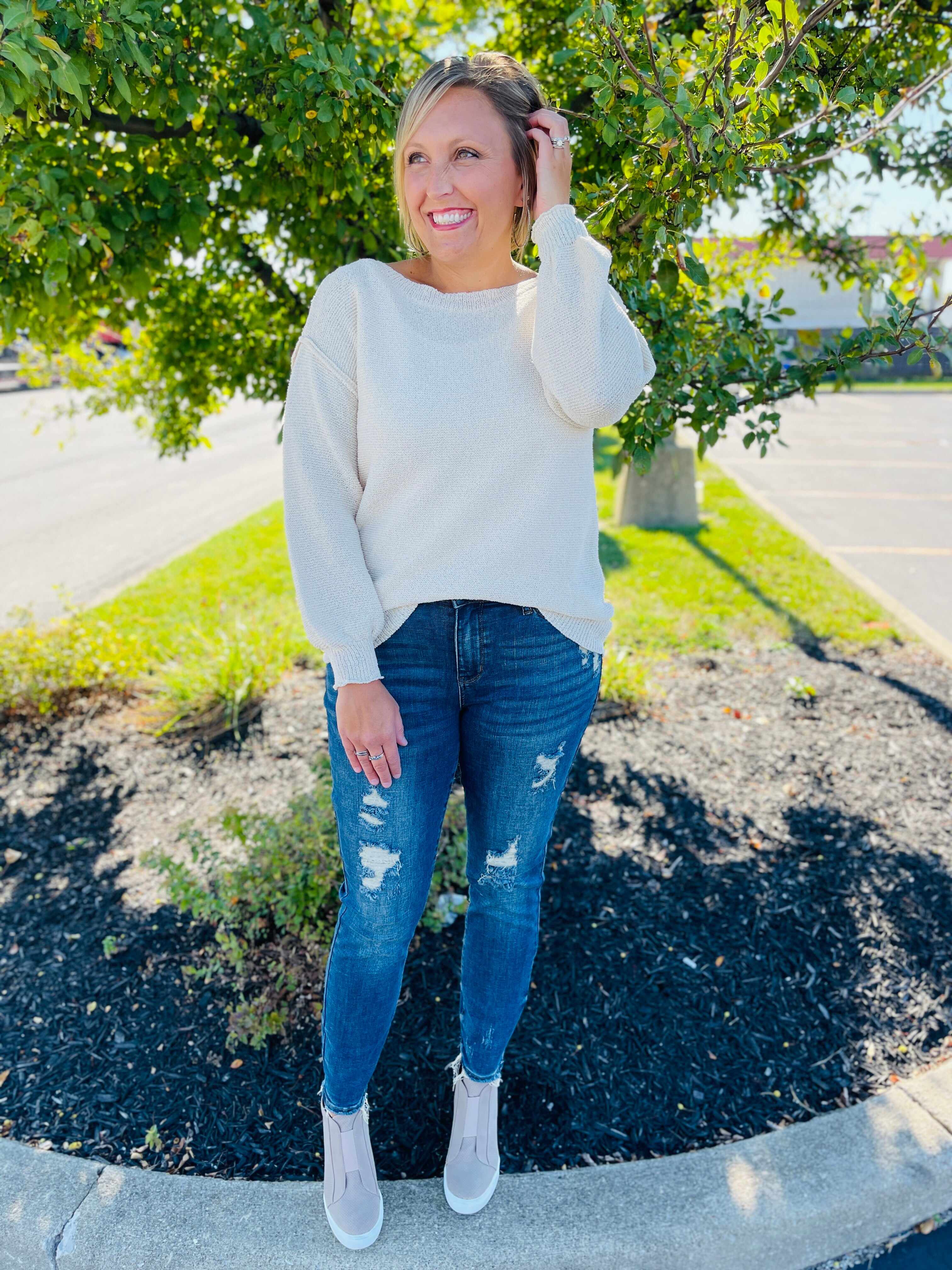 Plus/Reg Kick Off Your Boots Relaxed Fit Jeans