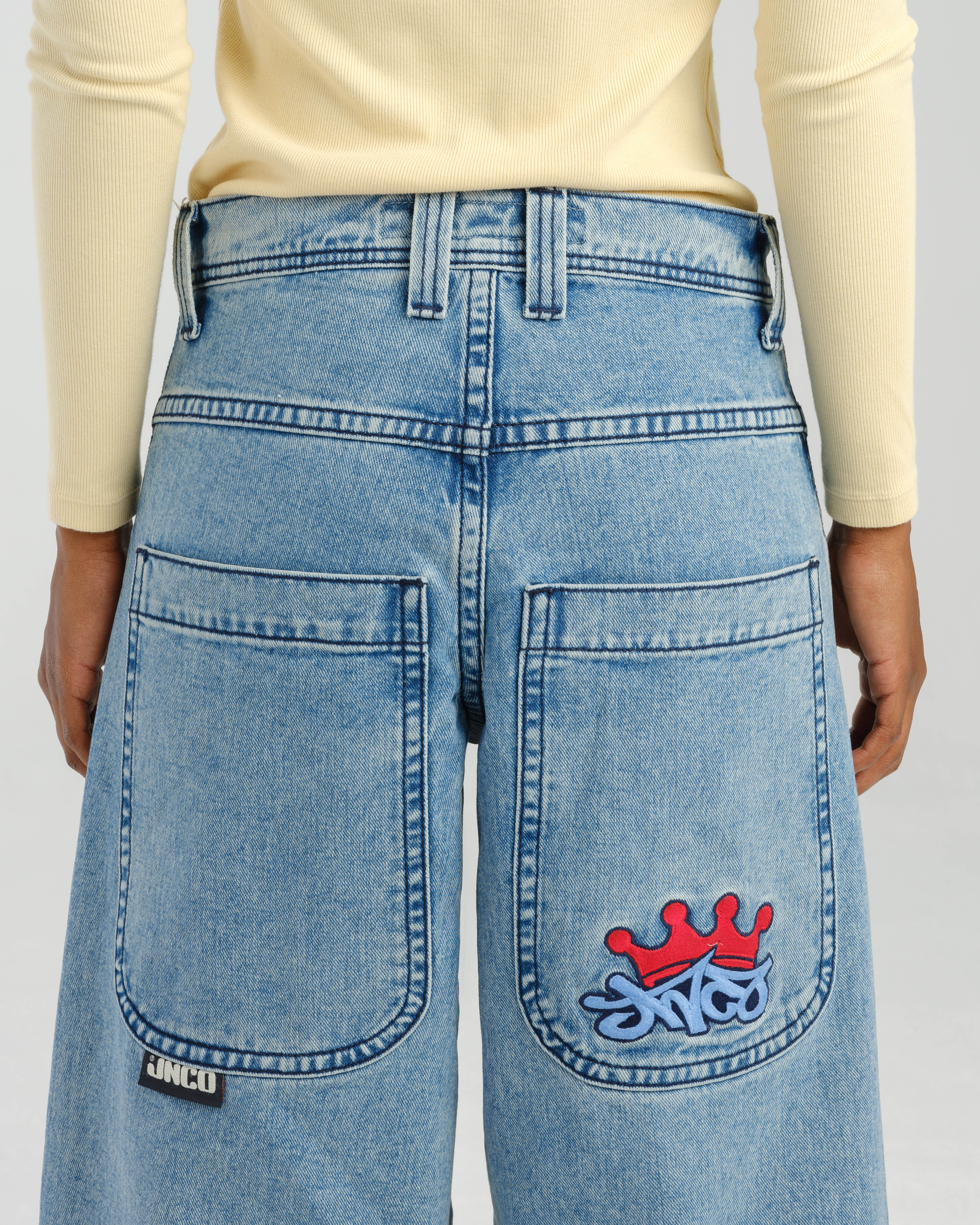 W1101 Crown Cannon. 26