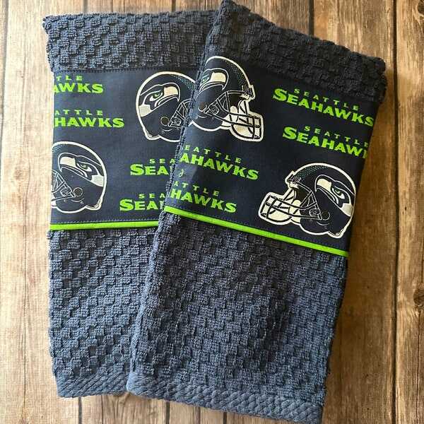 🏈NFL team themed towel set of two